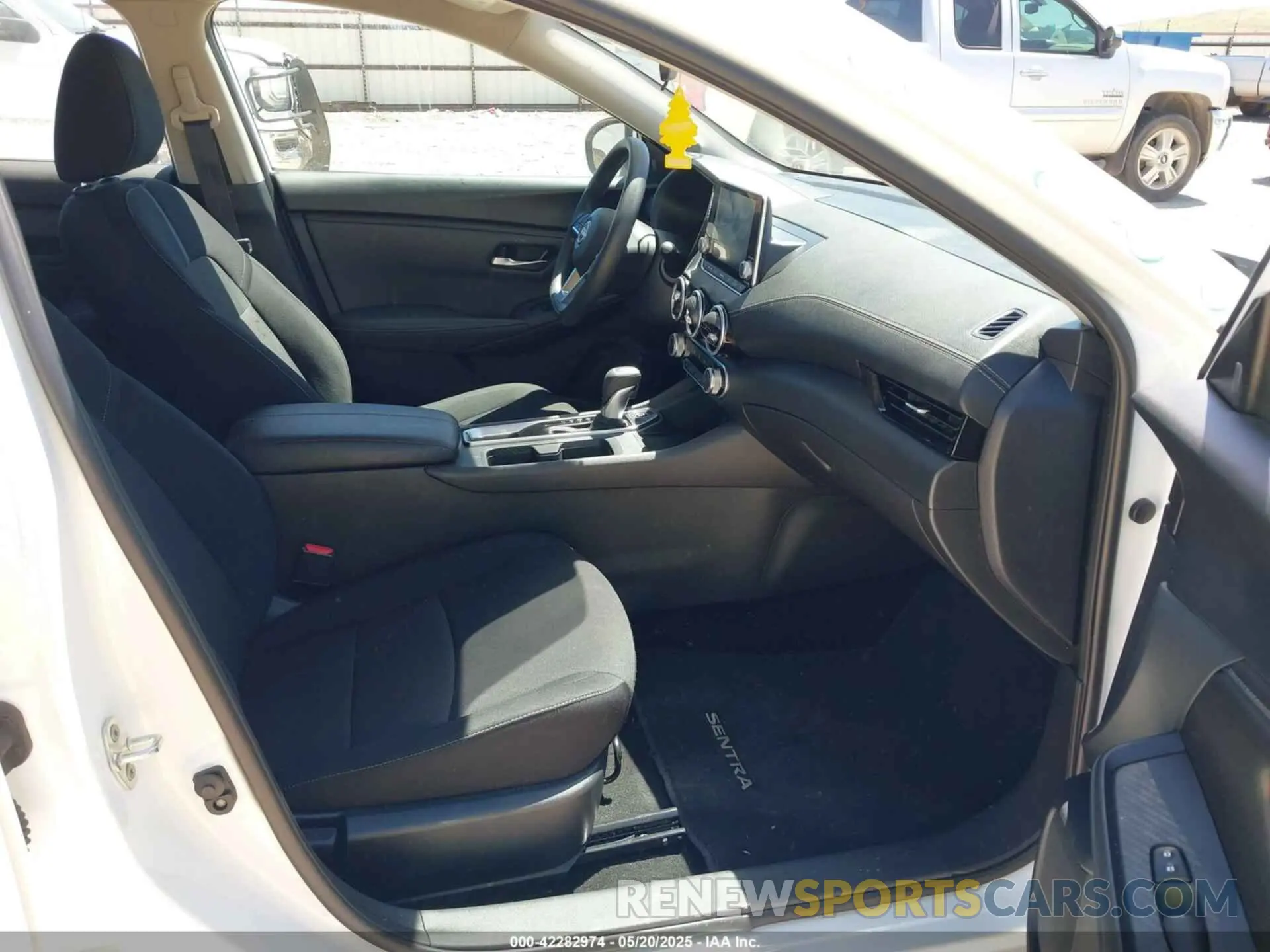 5 Photograph of a damaged car 3N1AB8CV9RY306494 NISSAN SENTRA 2024