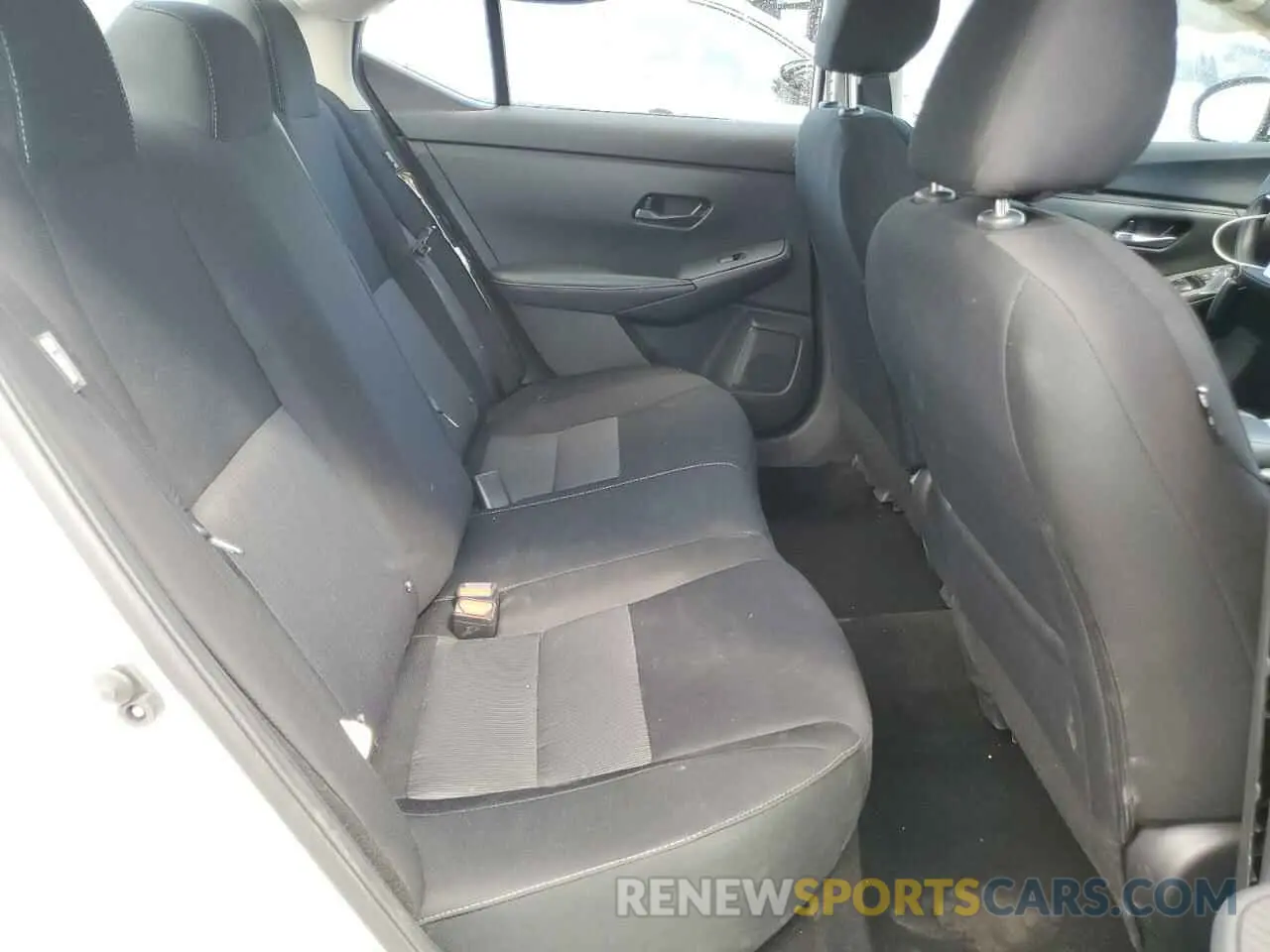 10 Photograph of a damaged car 3N1AB8CV9RY337390 NISSAN SENTRA 2024