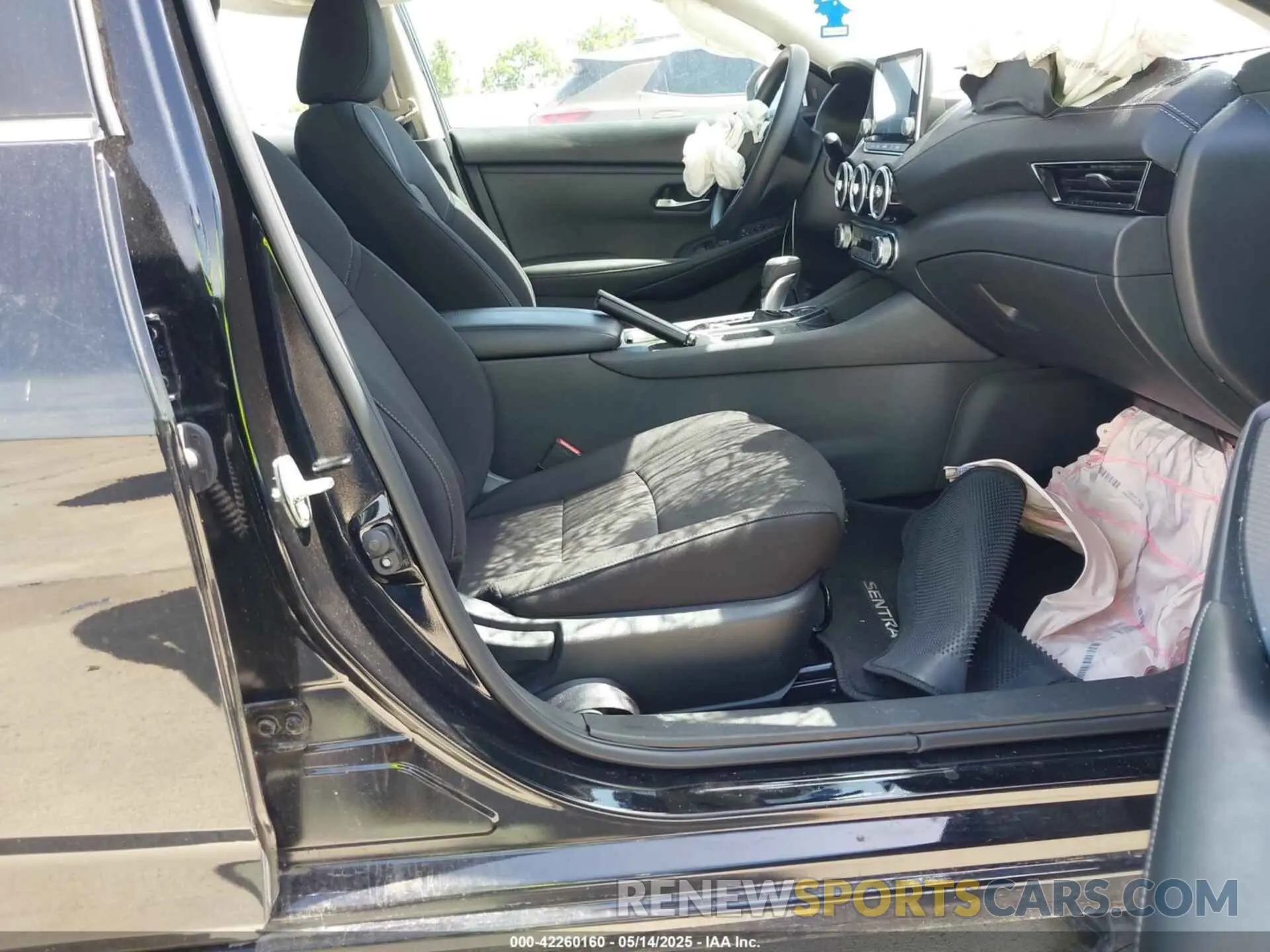 5 Photograph of a damaged car 3N1AB8CV9RY373144 NISSAN SENTRA 2024