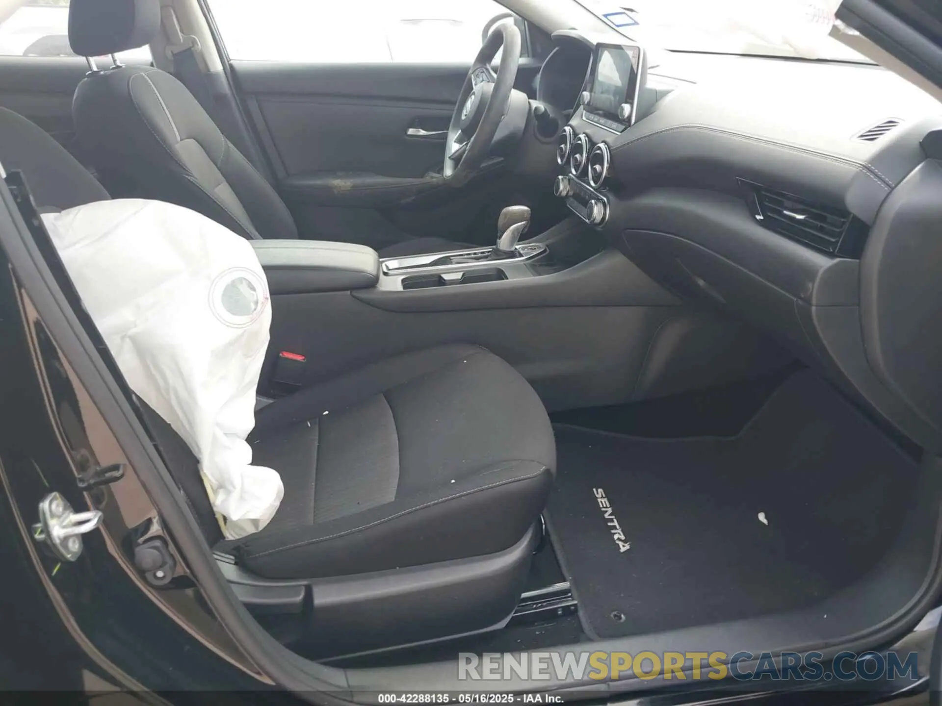 5 Photograph of a damaged car 3N1AB8CV9RY378425 NISSAN SENTRA 2024
