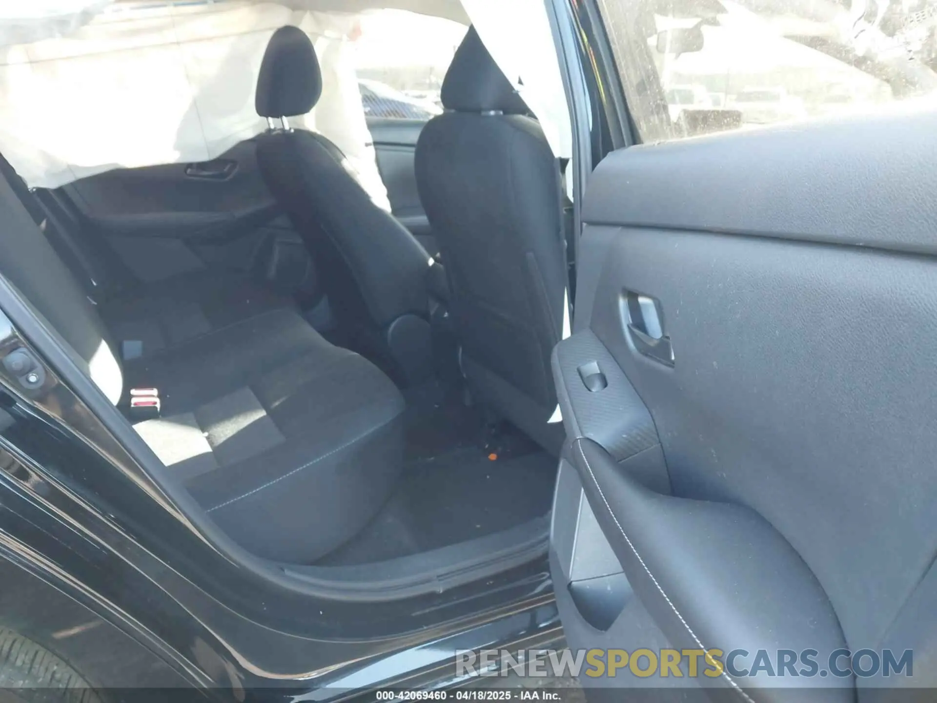 8 Photograph of a damaged car 3N1AB8CVSRY231843 NISSAN SENTRA 2024