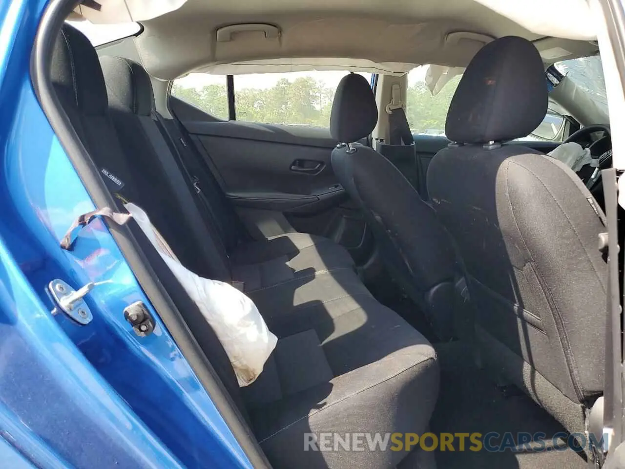 10 Photograph of a damaged car 3N1AB8CVXRY222118 NISSAN SENTRA 2024