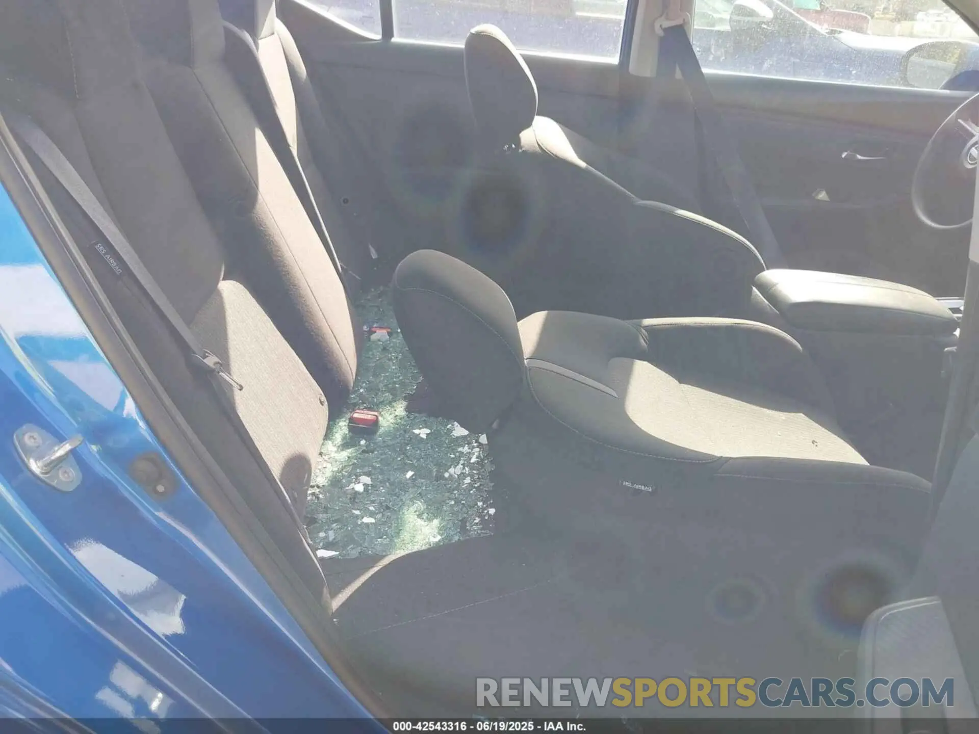 8 Photograph of a damaged car 3N1AB8CVXRY251246 NISSAN SENTRA 2024