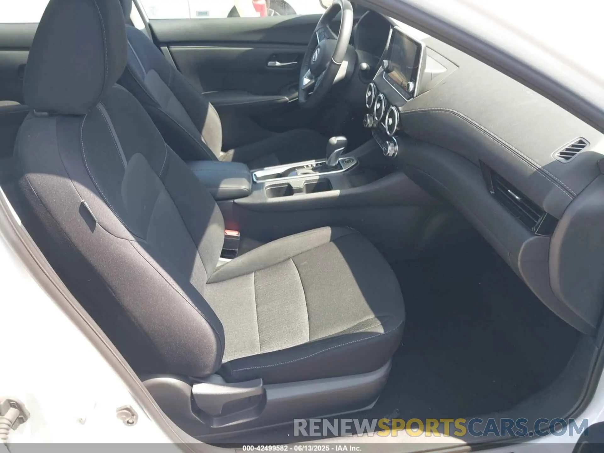 5 Photograph of a damaged car 3N1AB8CVXRY384069 NISSAN SENTRA 2024