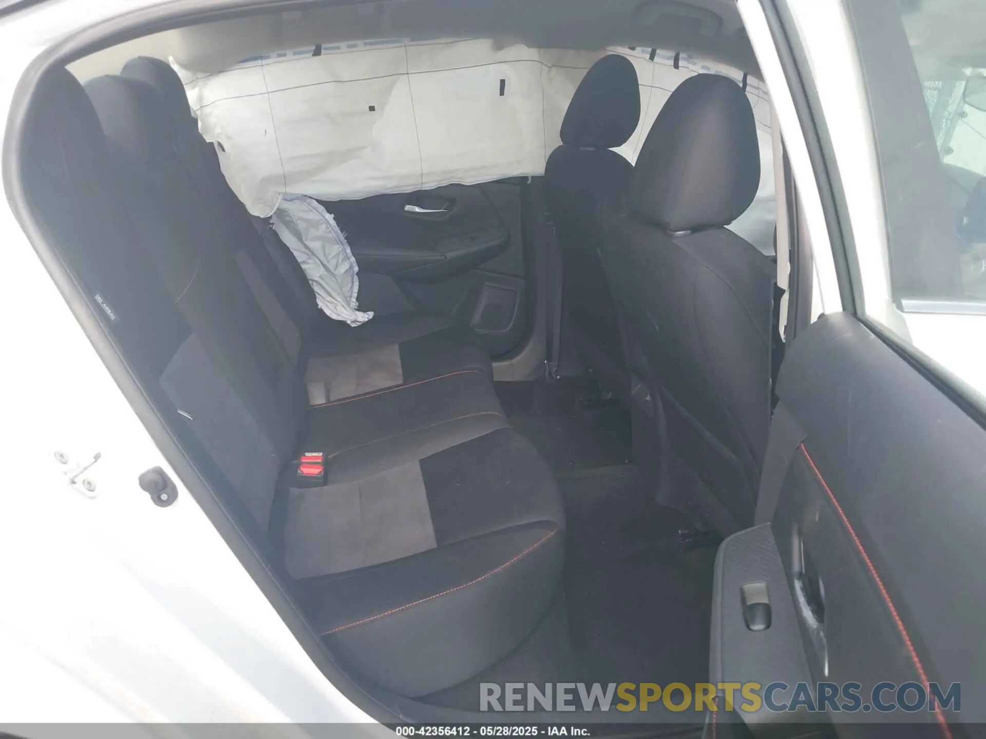 8 Photograph of a damaged car 3N1AB8DV0RY330374 NISSAN SENTRA 2024