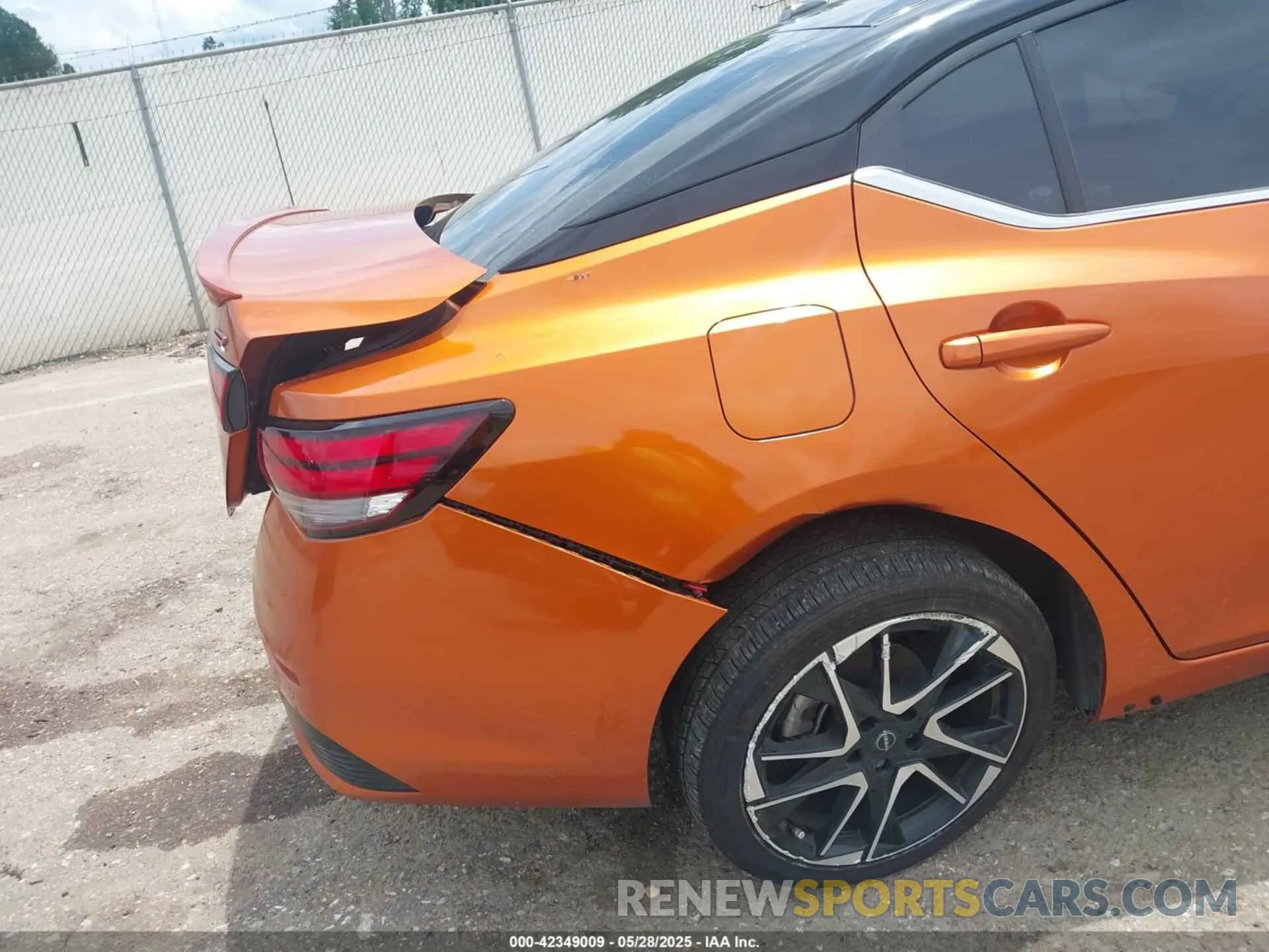 20 Photograph of a damaged car 3N1AB8DV2RY303516 NISSAN SENTRA 2024