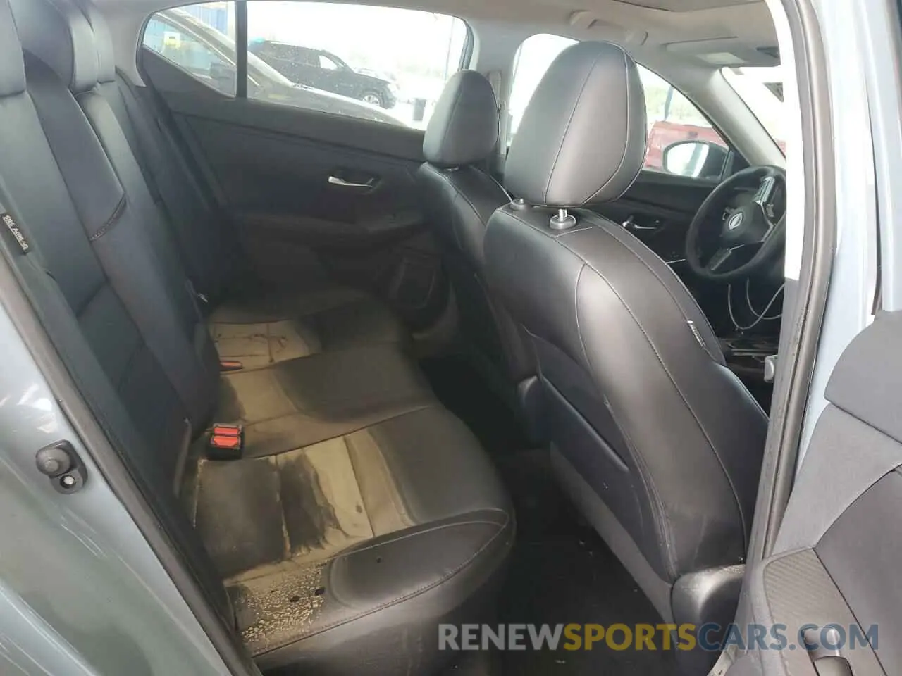 10 Photograph of a damaged car 3N1AB8DV8RY311734 NISSAN SENTRA 2024