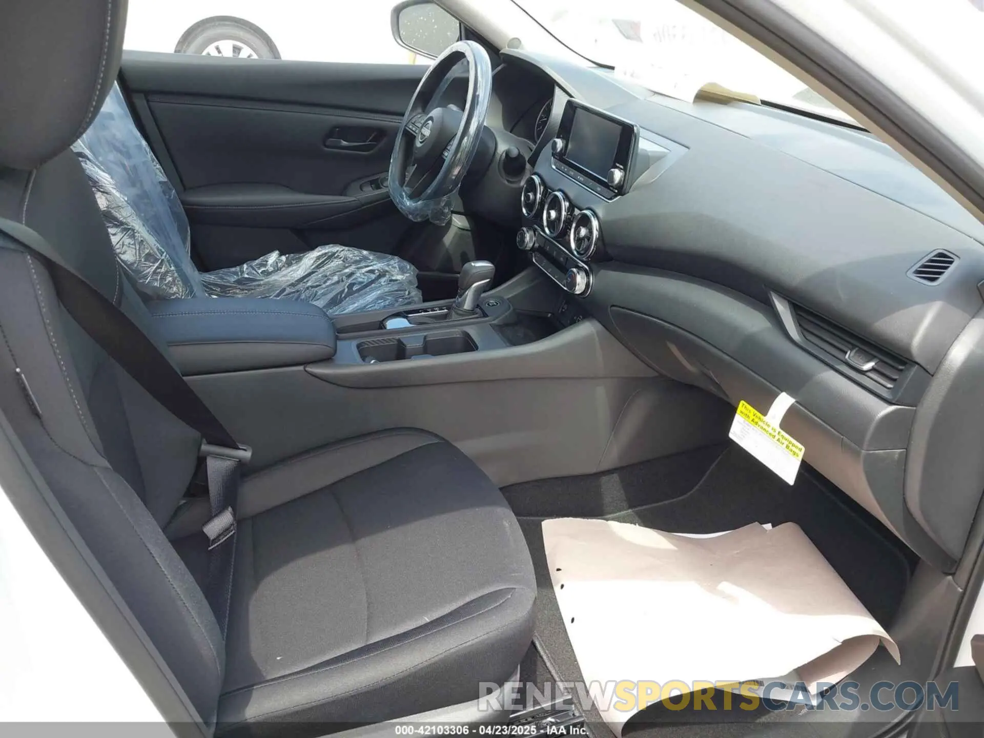 5 Photograph of a damaged car 3N1AB8BV0SY319058 NISSAN SENTRA 2025
