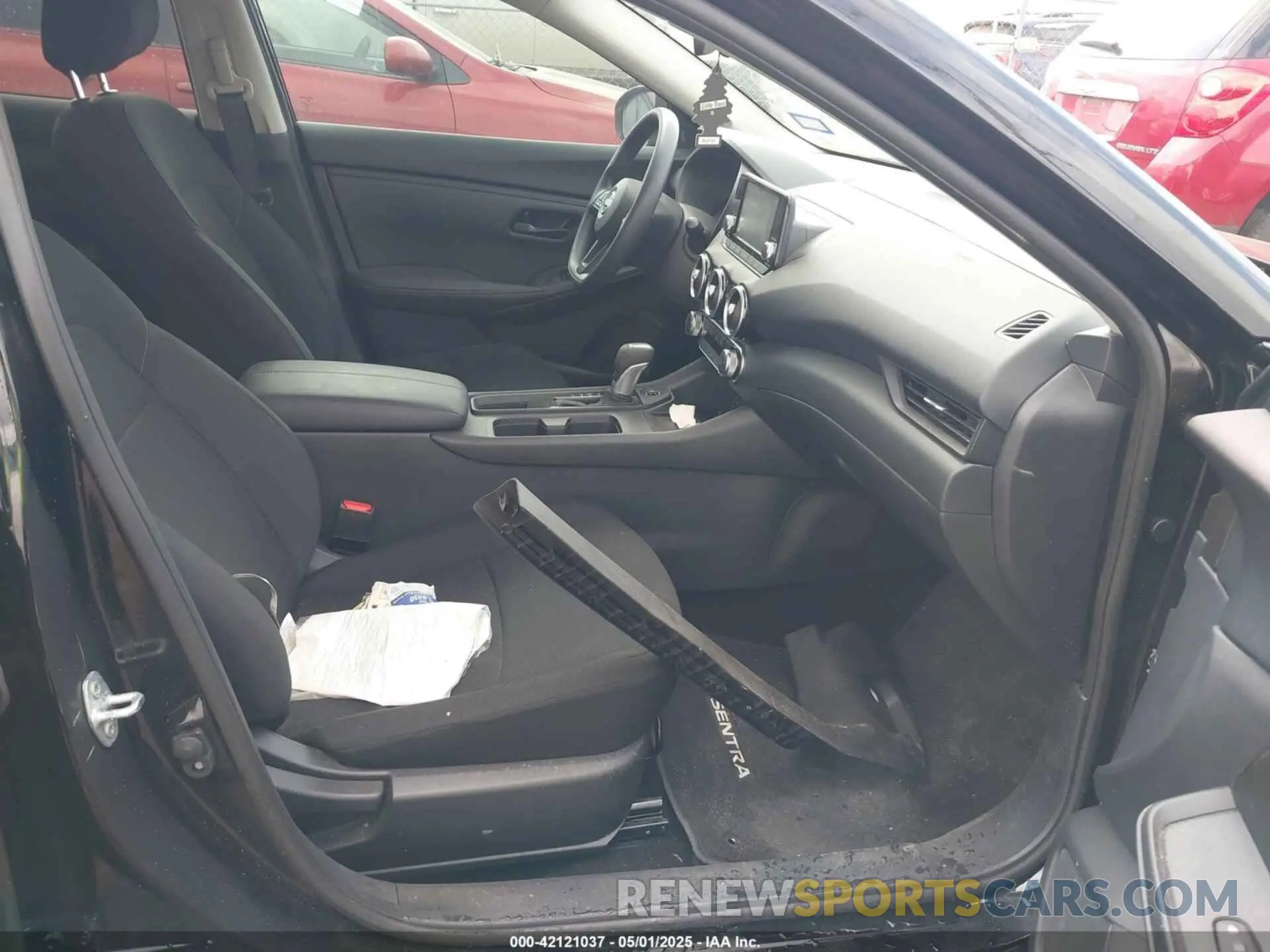 5 Photograph of a damaged car 3N1AB8BV1SY245178 NISSAN SENTRA 2025