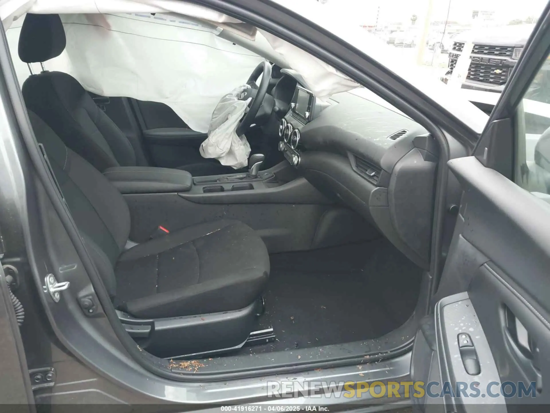 5 Photograph of a damaged car 3N1AB8BV1SY251174 NISSAN SENTRA 2025