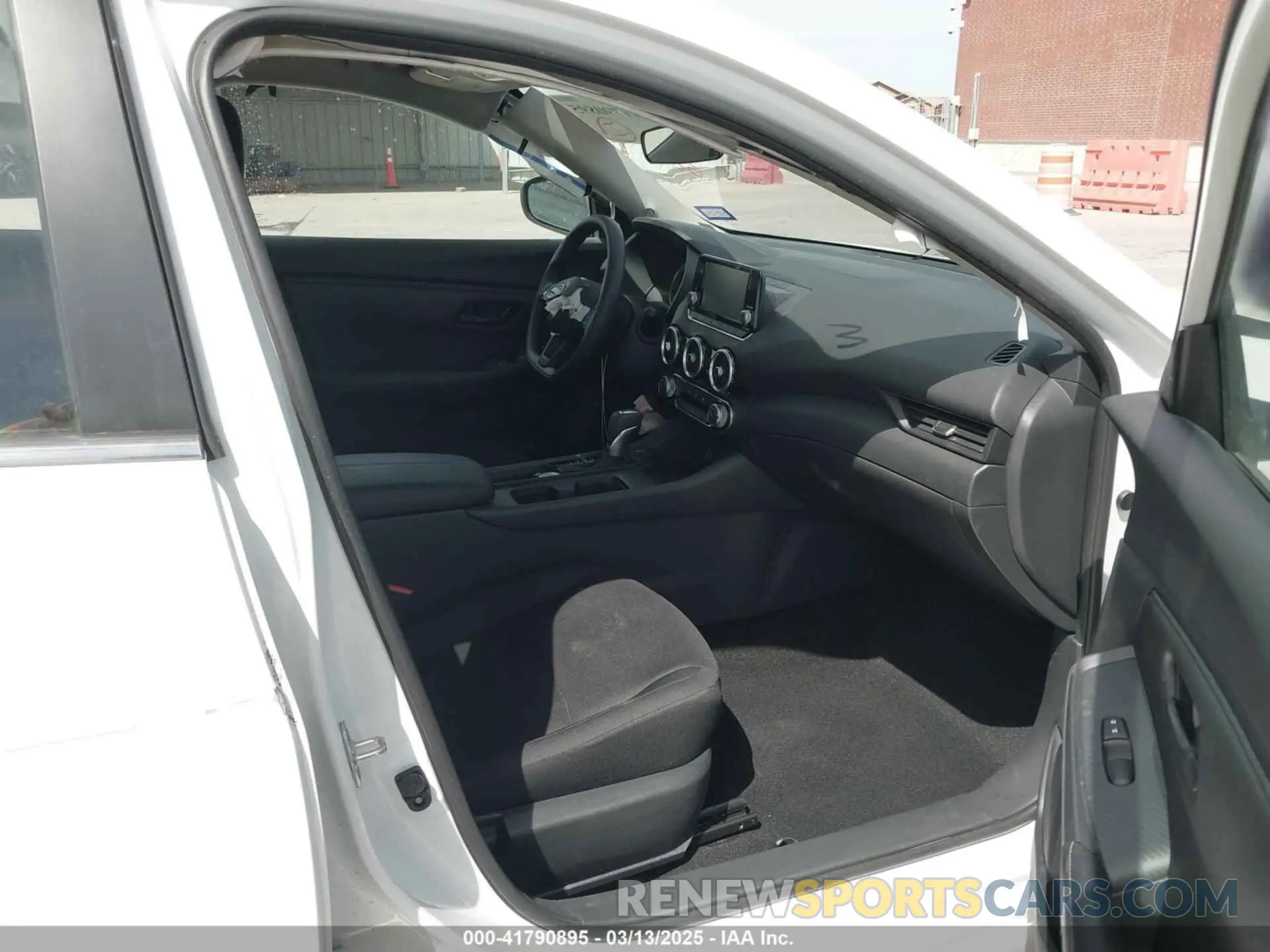 5 Photograph of a damaged car 3N1AB8BV5SY206433 NISSAN SENTRA 2025