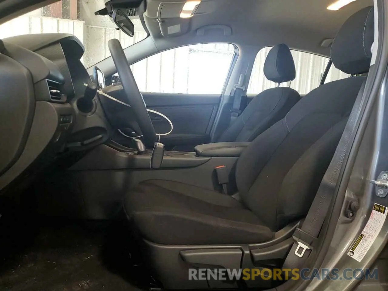 7 Photograph of a damaged car 3N1AB8BV8SY311886 NISSAN SENTRA 2025