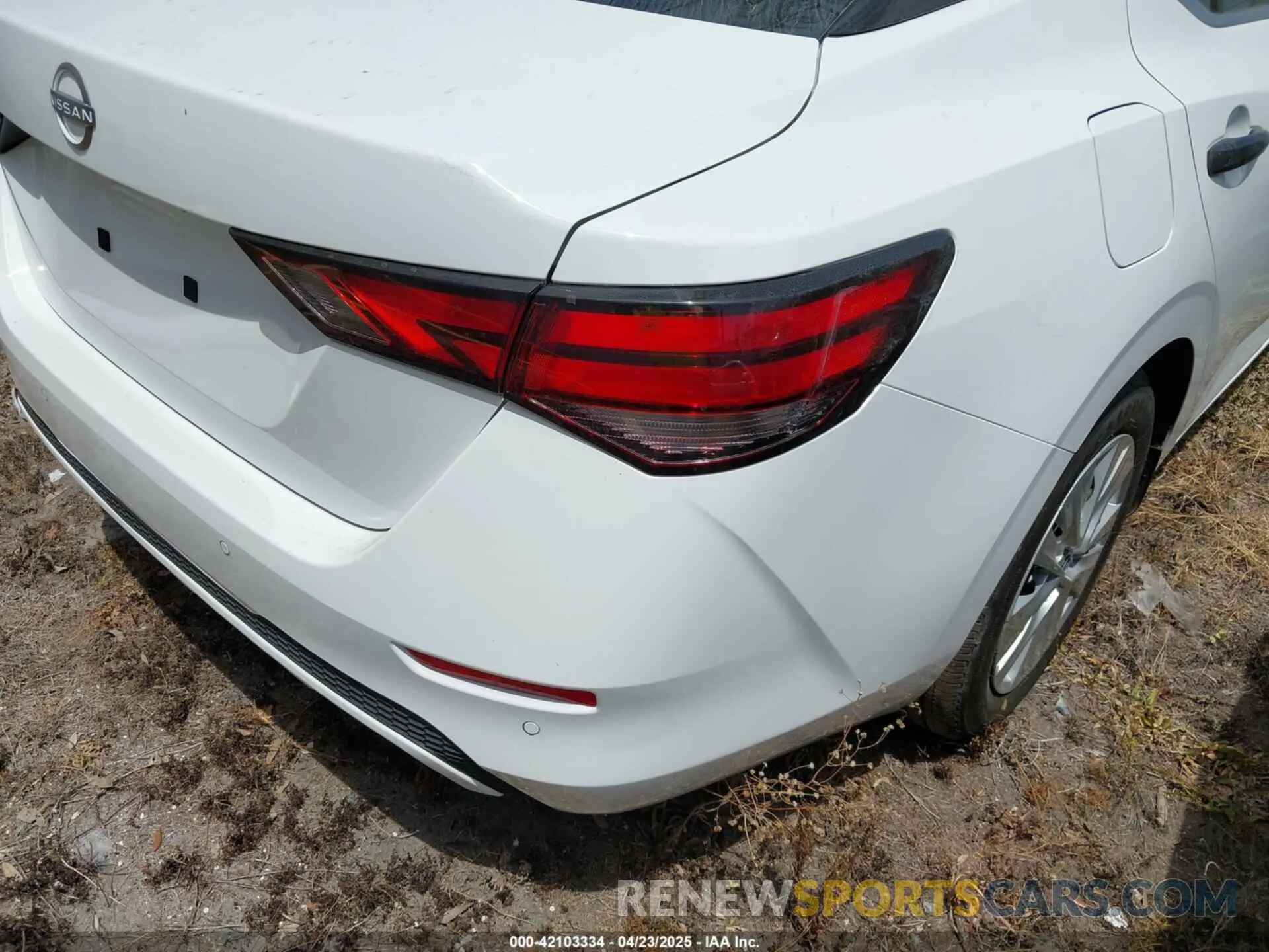 4 Photograph of a damaged car 3N1AB8BV8SY319289 NISSAN SENTRA 2025