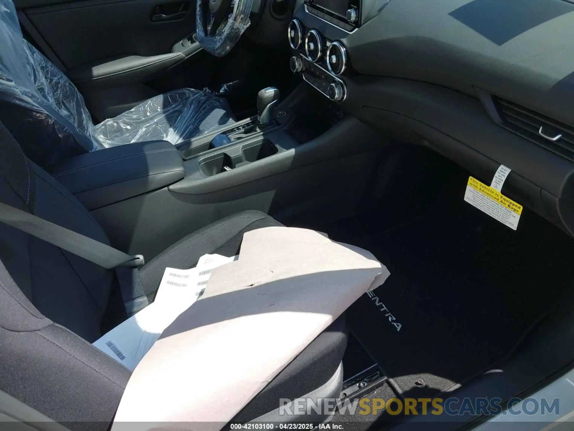 5 Photograph of a damaged car 3N1AB8BV8SY319938 NISSAN SENTRA 2025