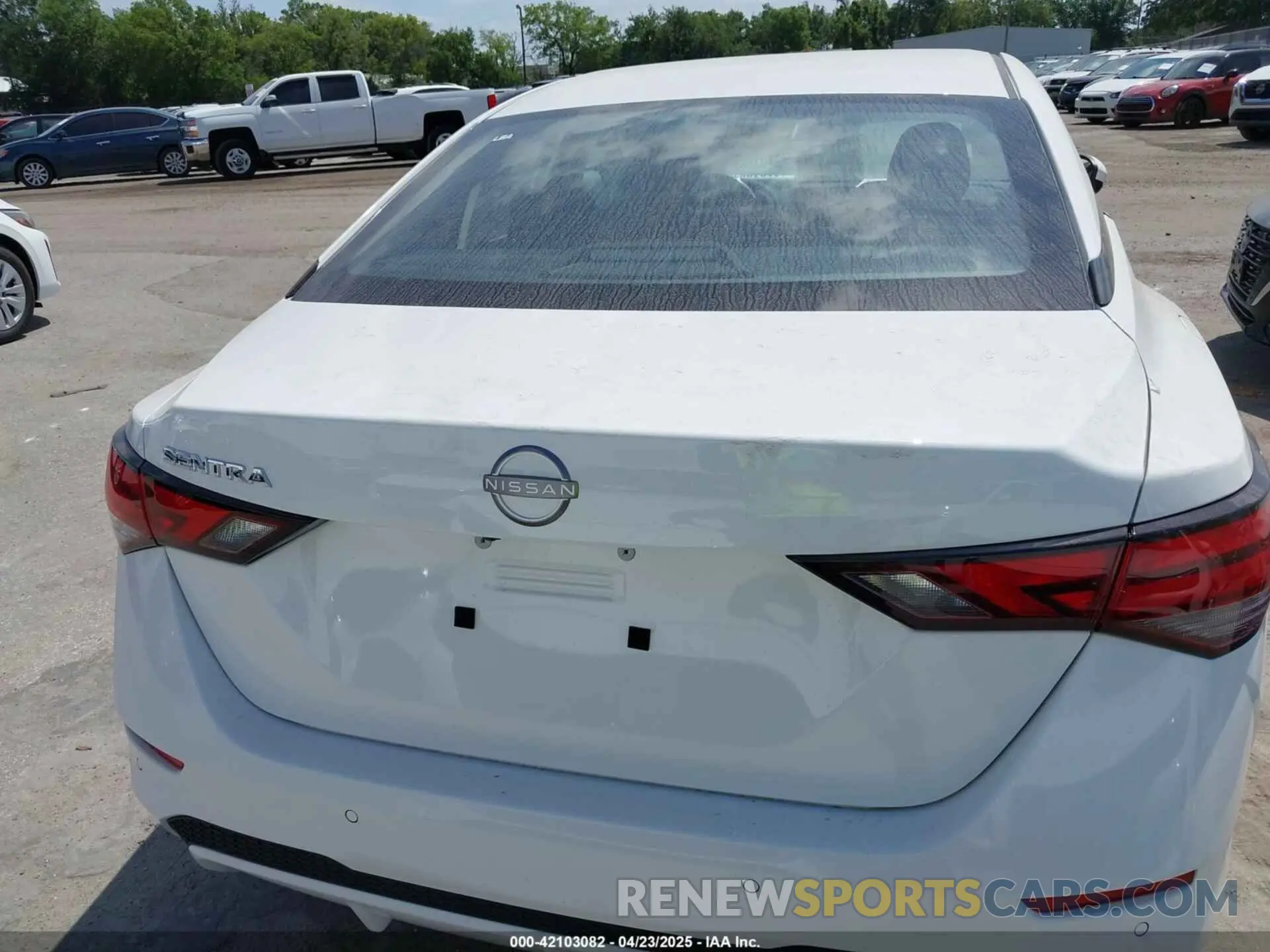 16 Photograph of a damaged car 3N1AB8BVXSY317737 NISSAN SENTRA 2025