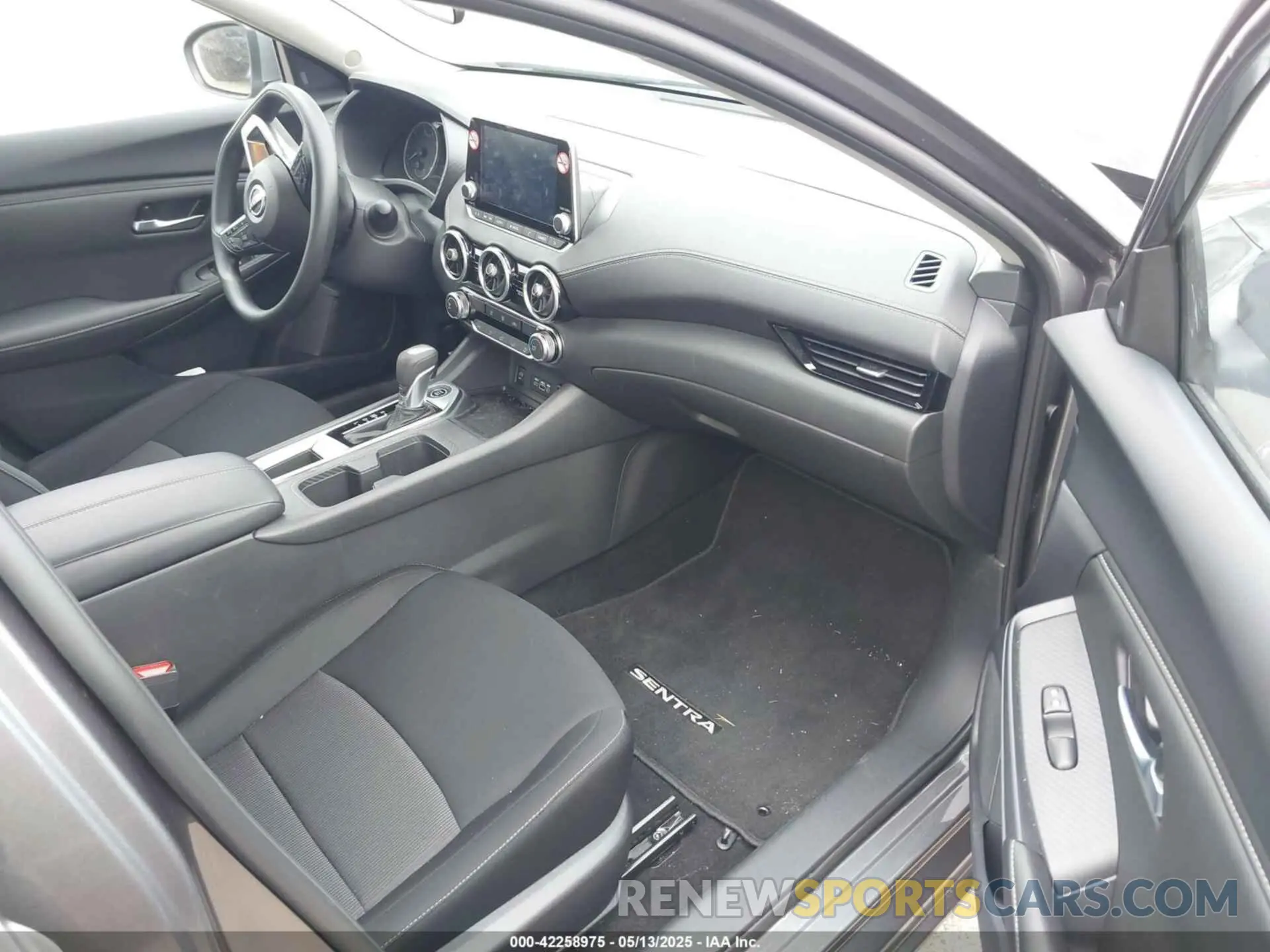 5 Photograph of a damaged car 3N1AB8CV1SY283167 NISSAN SENTRA 2025