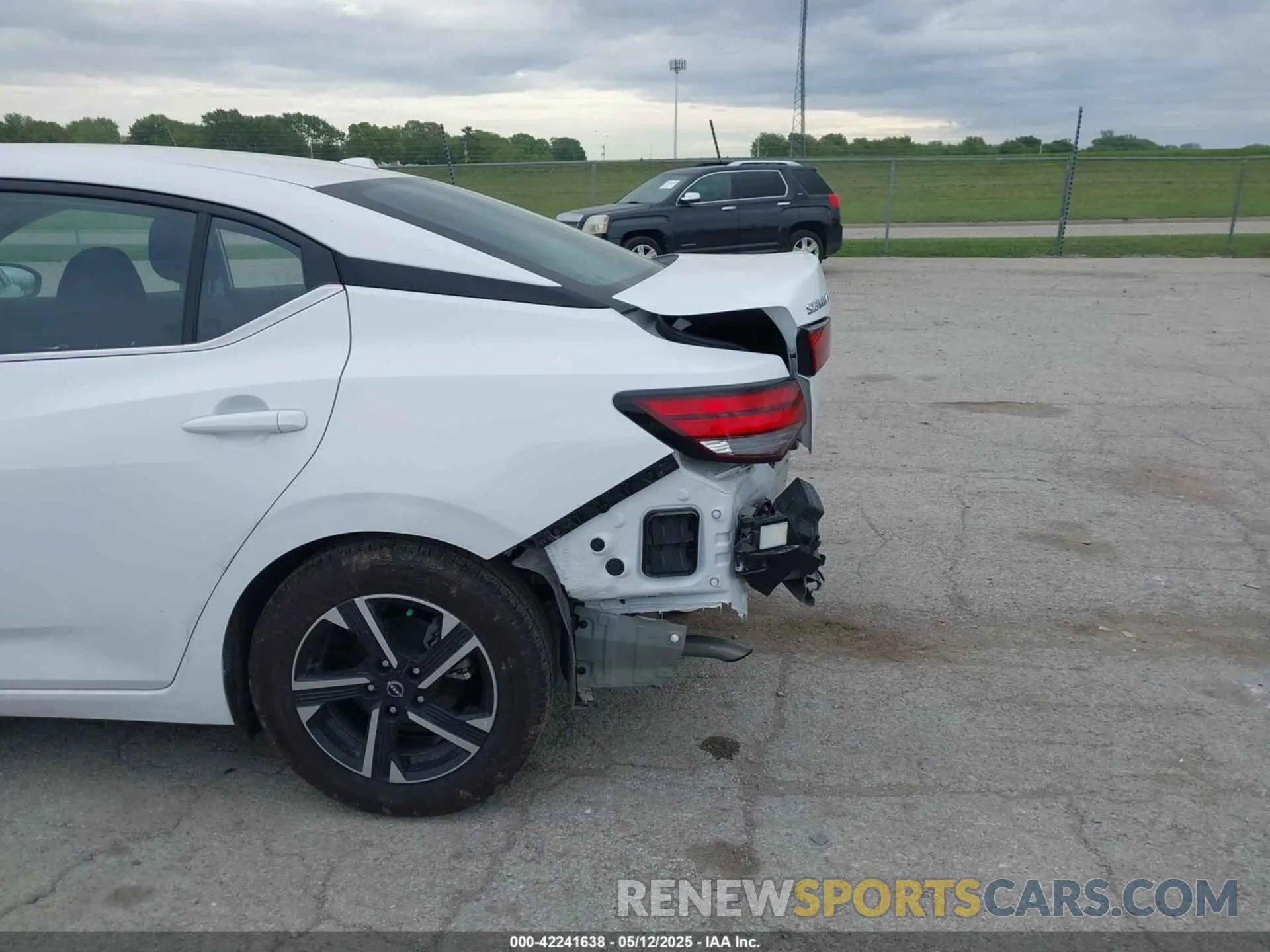 6 Photograph of a damaged car 3N1AB8CV2SY225357 NISSAN SENTRA 2025