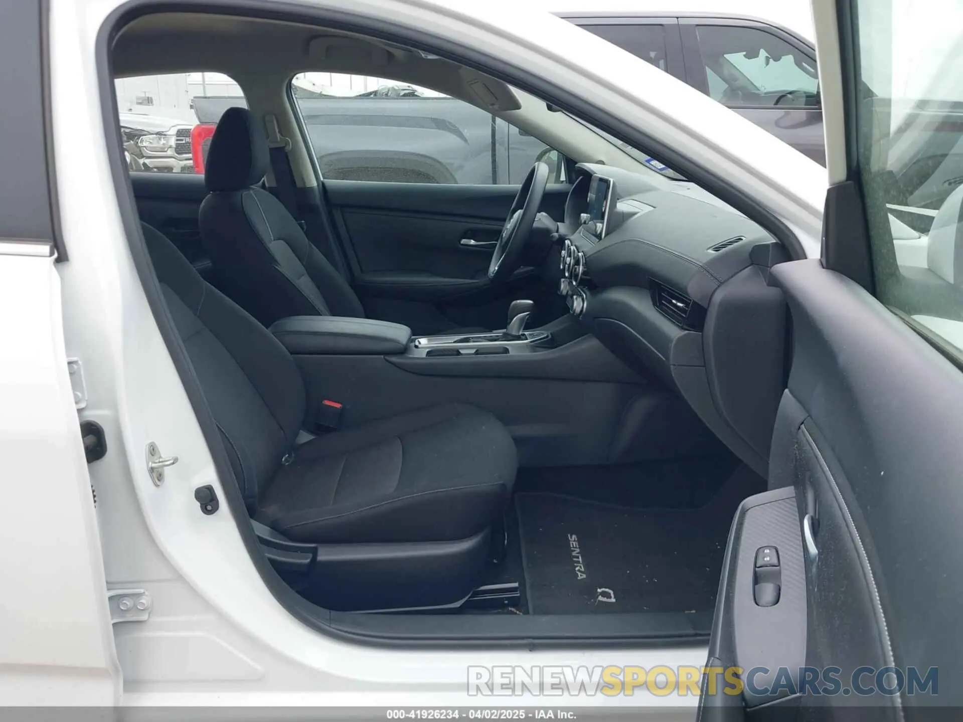 5 Photograph of a damaged car 3N1AB8CV3SY235606 NISSAN SENTRA 2025