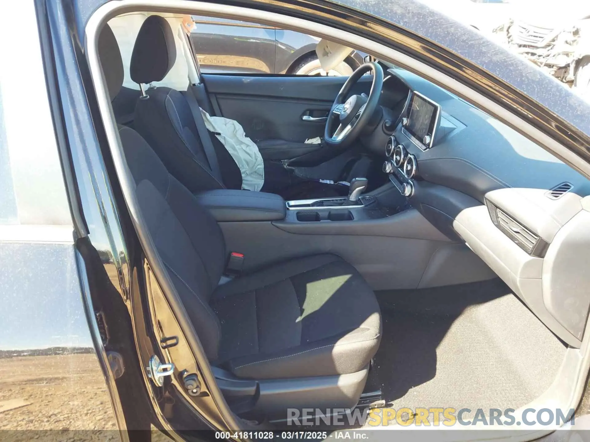 5 Photograph of a damaged car 3N1AB8CV4SY203263 NISSAN SENTRA 2025
