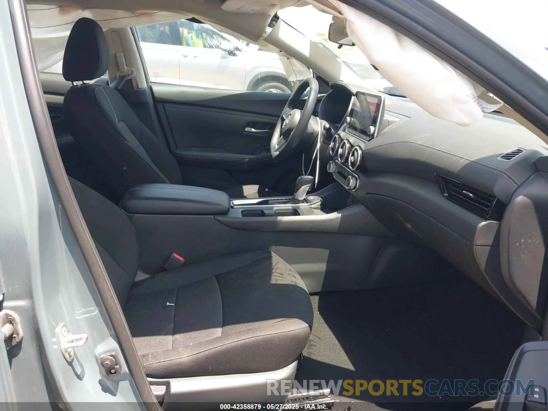 5 Photograph of a damaged car 3N1AB8CV7SY215343 NISSAN SENTRA 2025