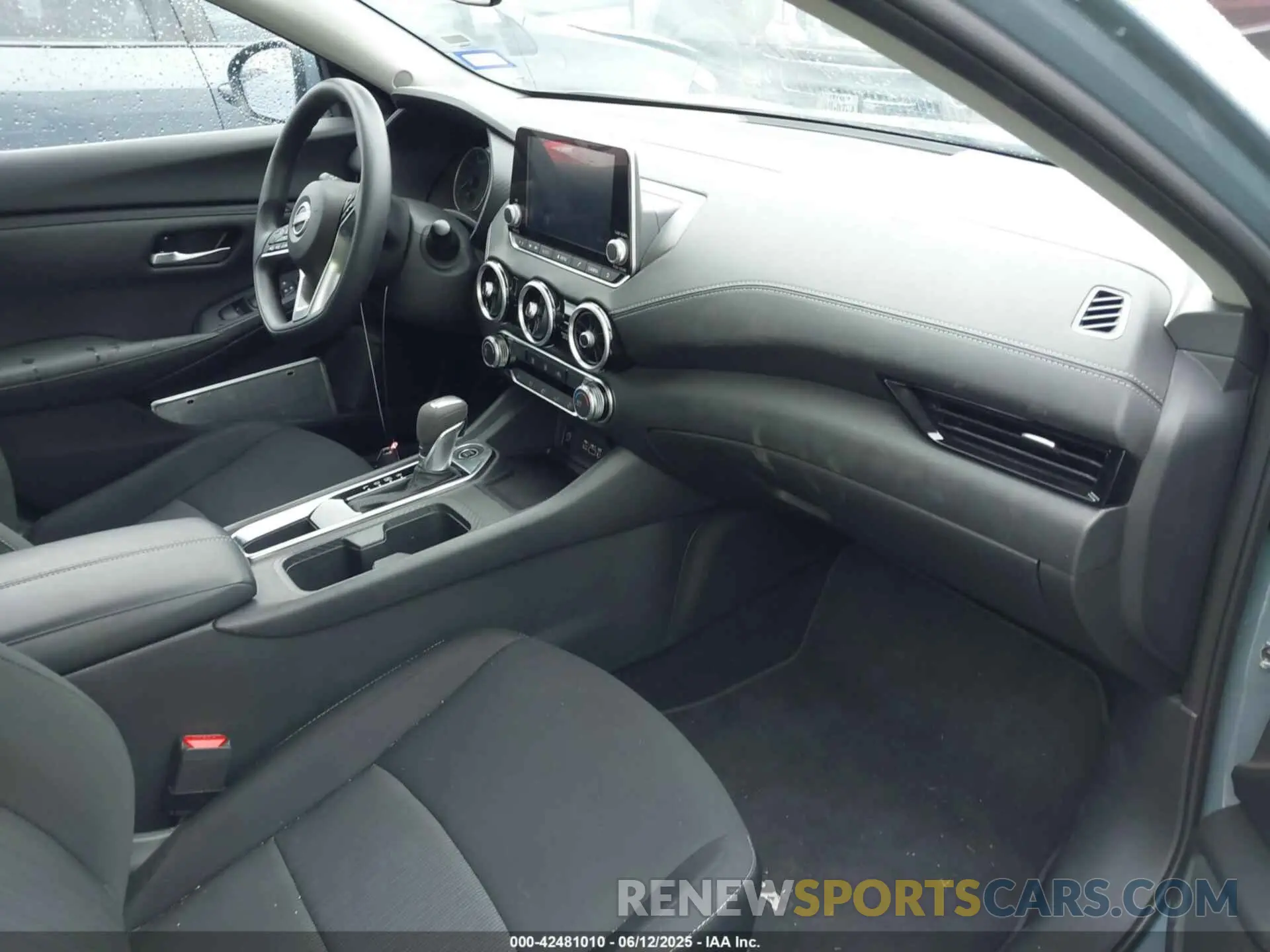 5 Photograph of a damaged car 3N1AB8CV7SY283397 NISSAN SENTRA 2025