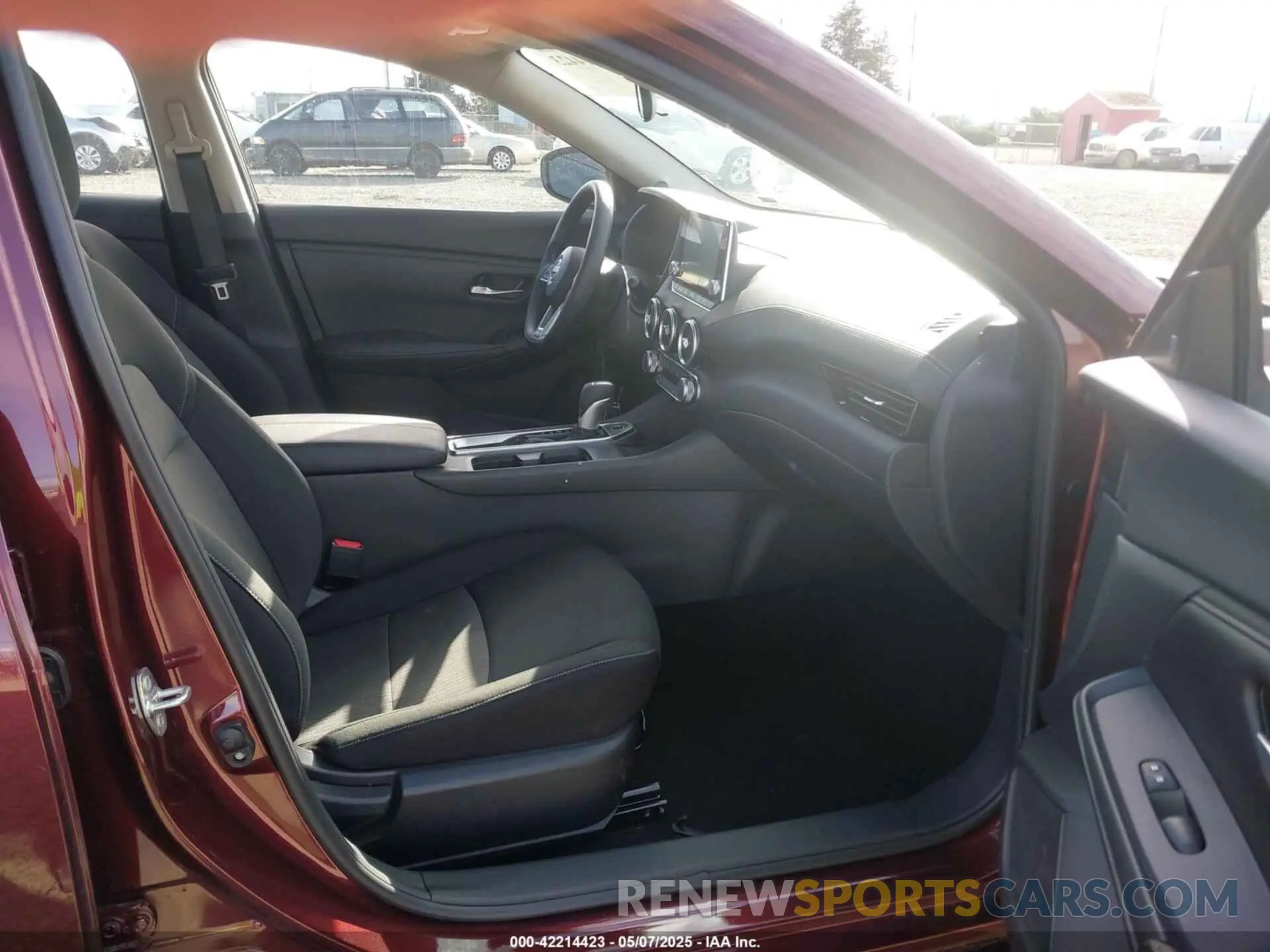 5 Photograph of a damaged car 3N1AB8CV9SY299777 NISSAN SENTRA 2025