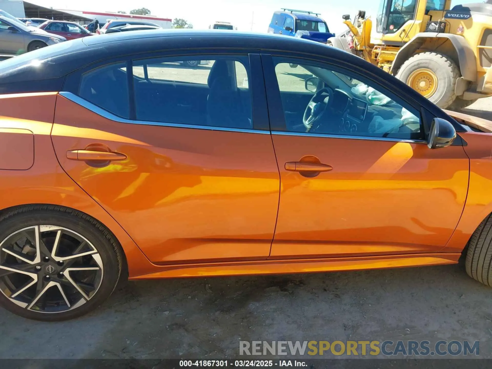 14 Photograph of a damaged car 3N1AB8DV0SY261305 NISSAN SENTRA 2025