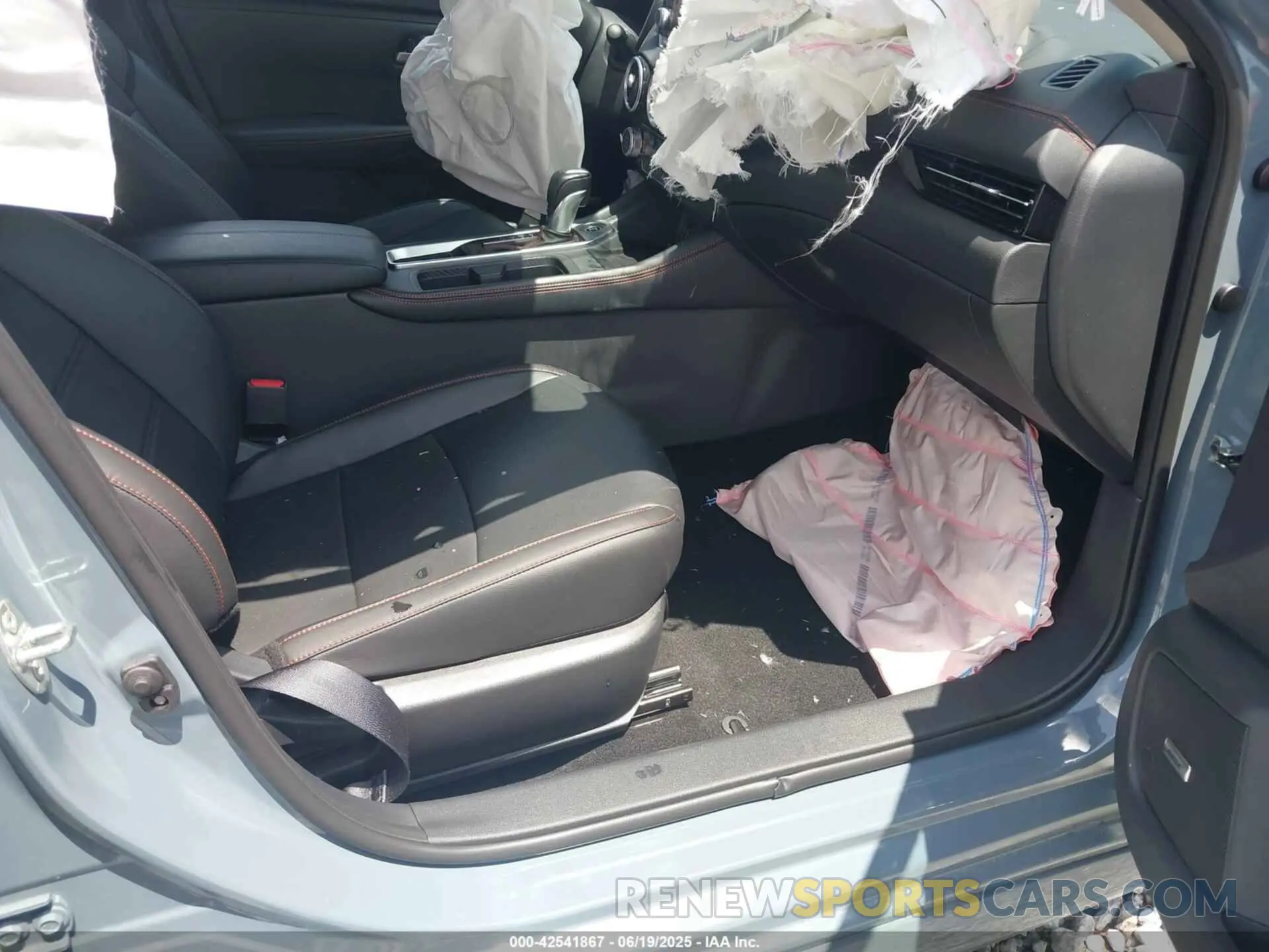 5 Photograph of a damaged car 3N1AB8DV8SY282824 NISSAN SENTRA 2025