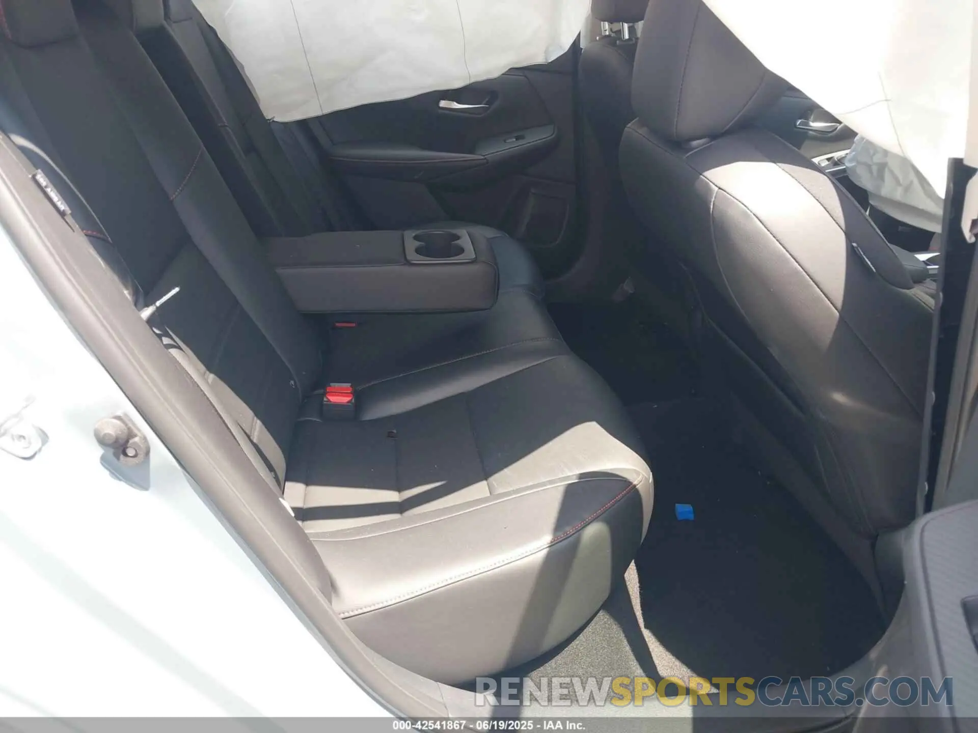 8 Photograph of a damaged car 3N1AB8DV8SY282824 NISSAN SENTRA 2025