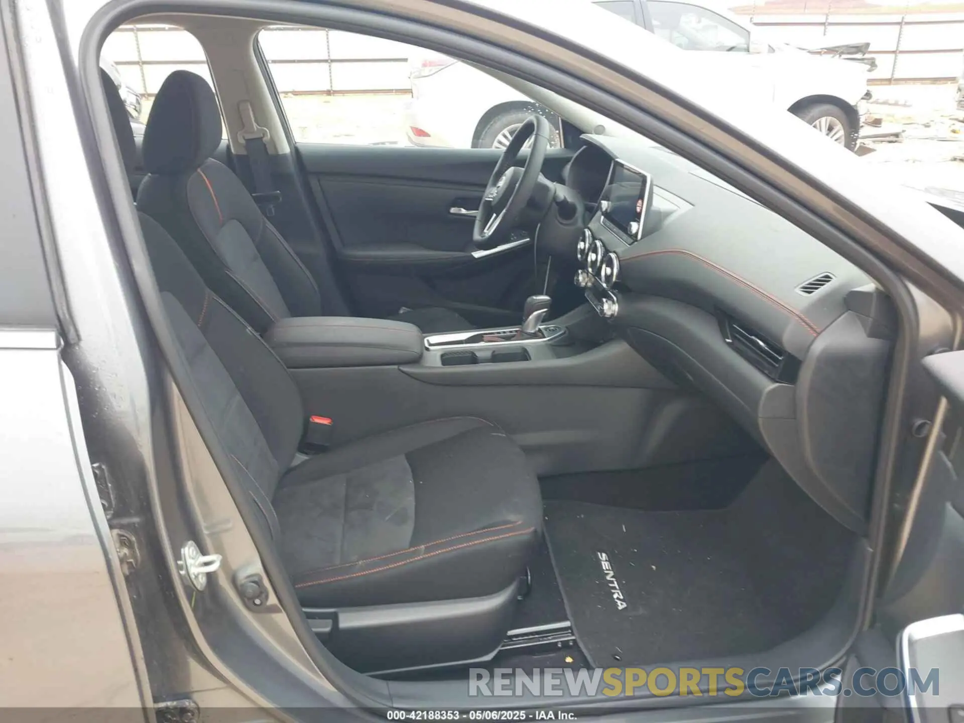 5 Photograph of a damaged car 3N1AB8DV9SY308279 NISSAN SENTRA 2025