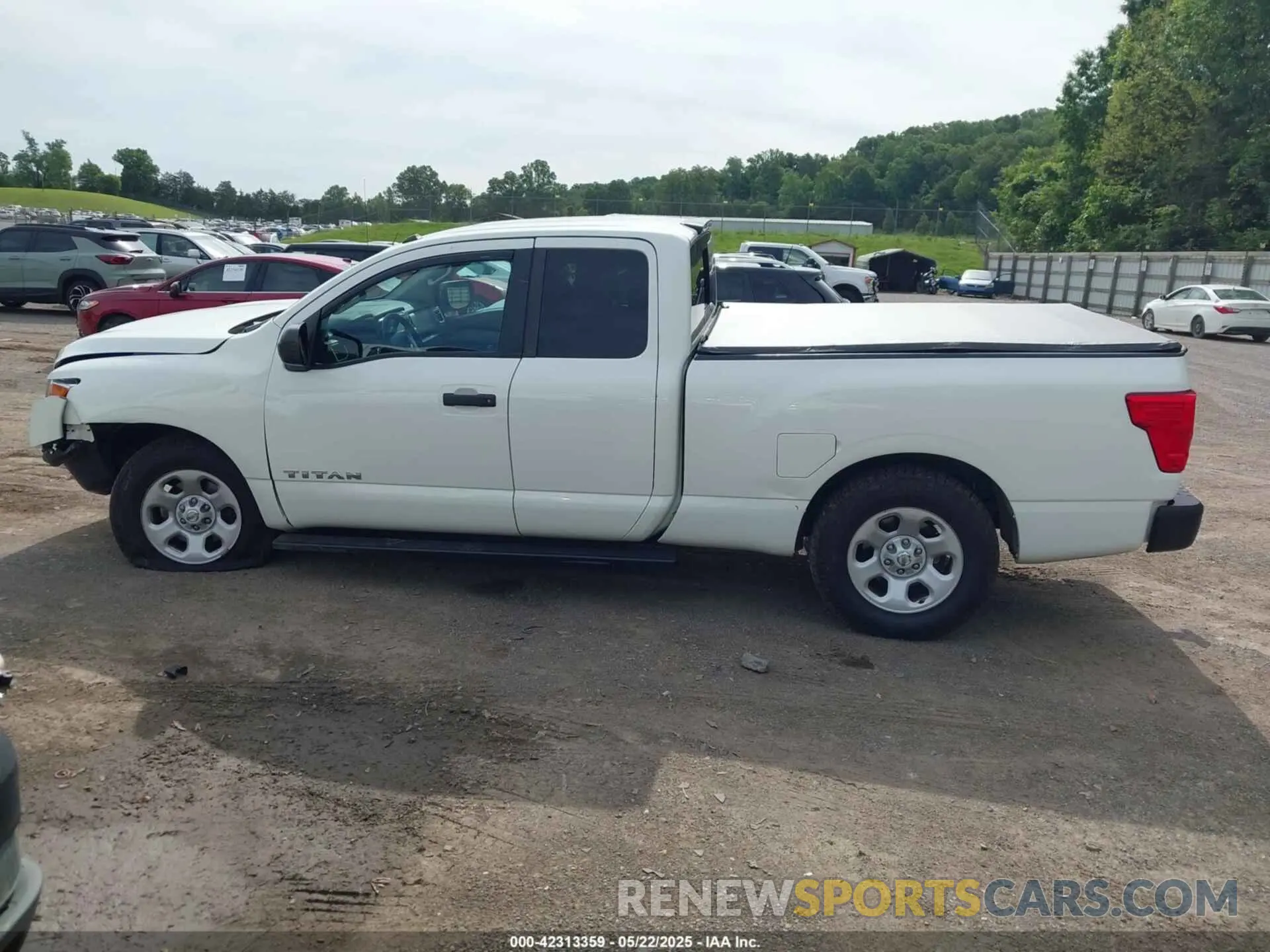 14 Photograph of a damaged car 1N6AA1CK4KN511413 NISSAN TITAN 2019