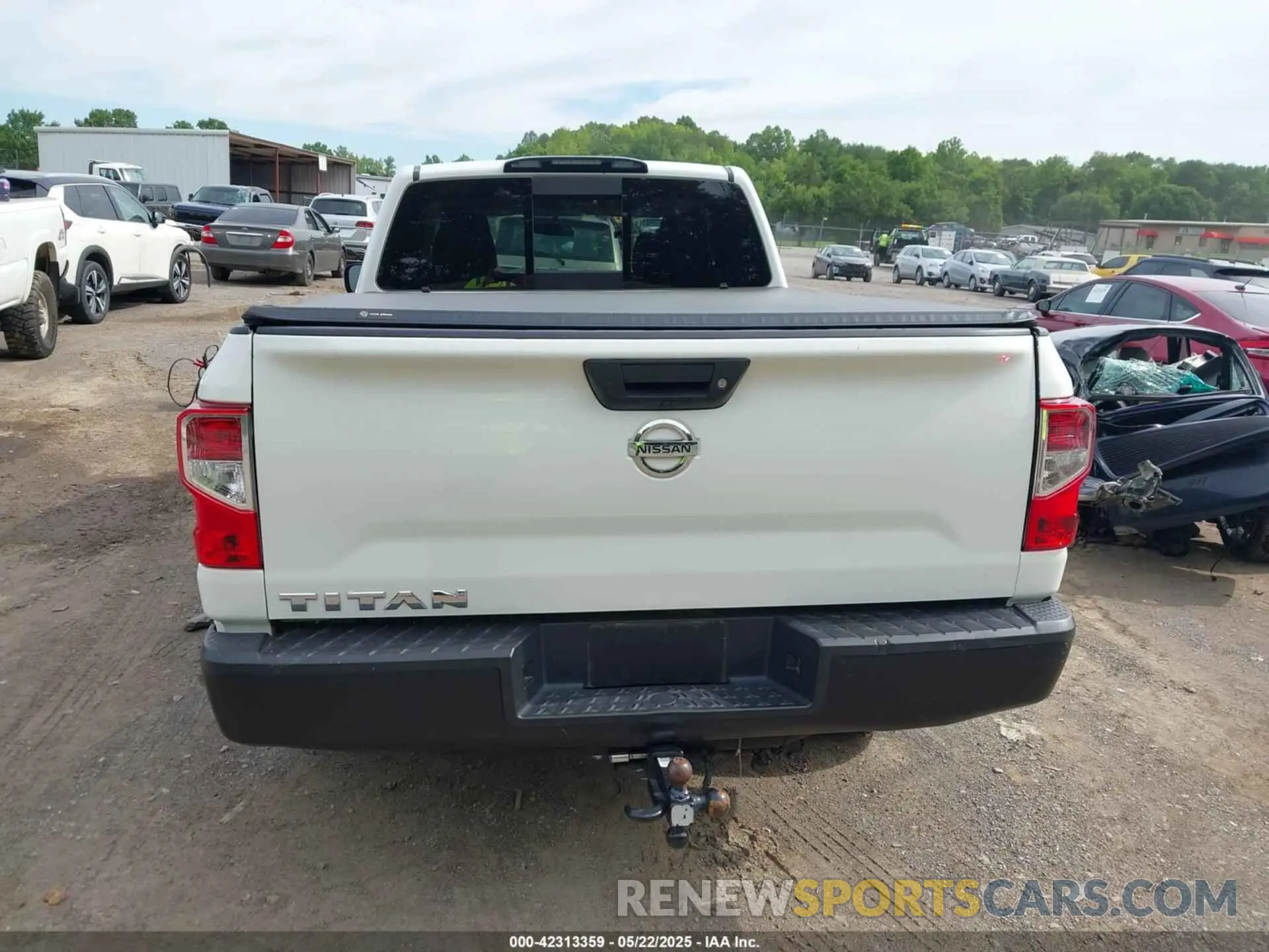 16 Photograph of a damaged car 1N6AA1CK4KN511413 NISSAN TITAN 2019