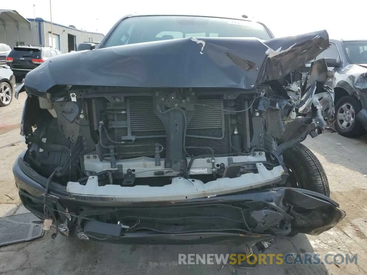 5 Photograph of a damaged car 1N6AA1E50KN533691 NISSAN TITAN 2019