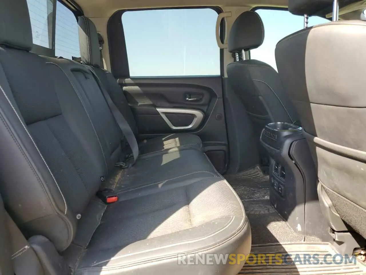 11 Photograph of a damaged car 1N6AA1E53KN532356 NISSAN TITAN 2019