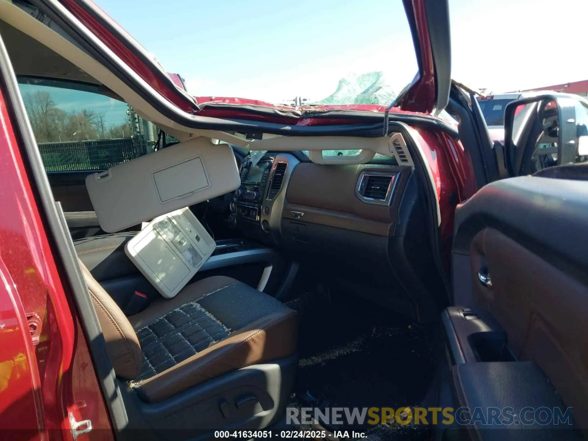 5 Photograph of a damaged car 1N6AA1E54KN508485 NISSAN TITAN 2019