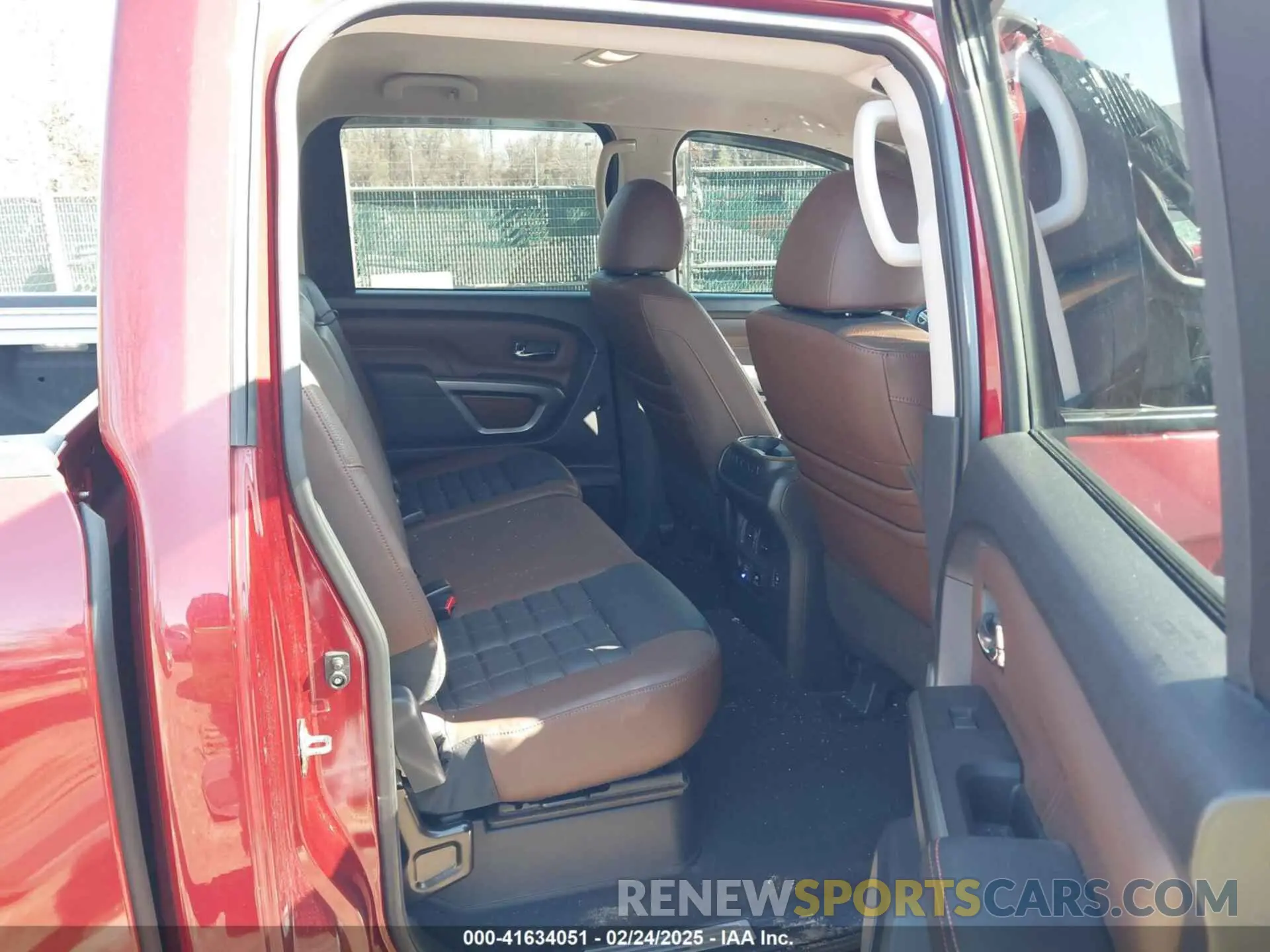 8 Photograph of a damaged car 1N6AA1E54KN508485 NISSAN TITAN 2019