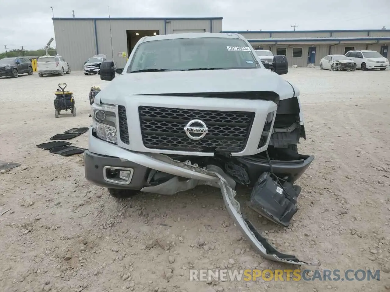 5 Photograph of a damaged car 1N6AA1E54KN531927 NISSAN TITAN 2019