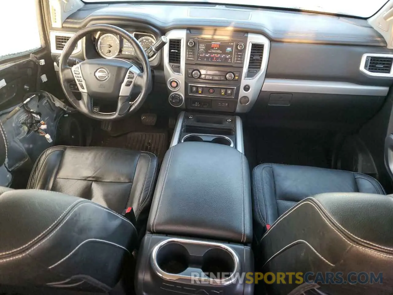 8 Photograph of a damaged car 1N6AA1E56KN504907 NISSAN TITAN 2019