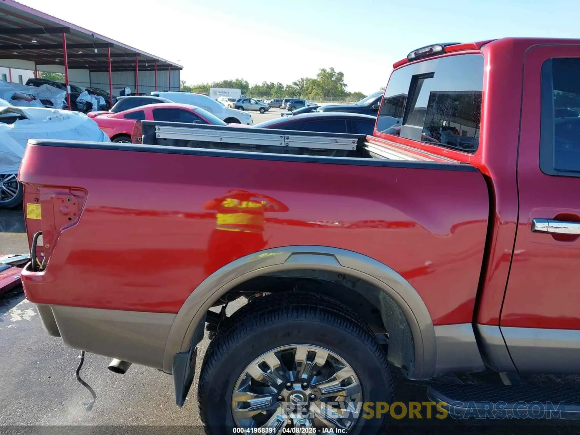 18 Photograph of a damaged car 1N6AA1E56KN527958 NISSAN TITAN 2019