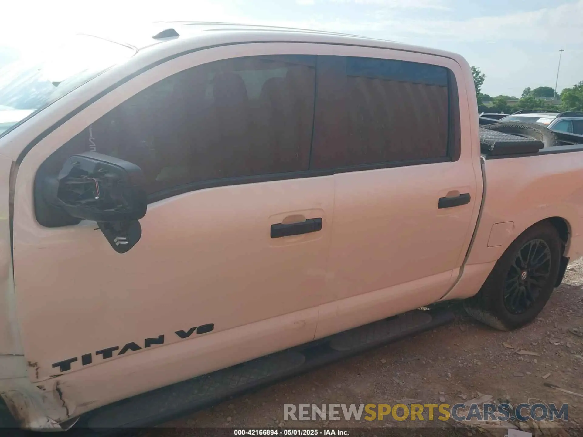 15 Photograph of a damaged car 1N6AA1E57KN535146 NISSAN TITAN 2019