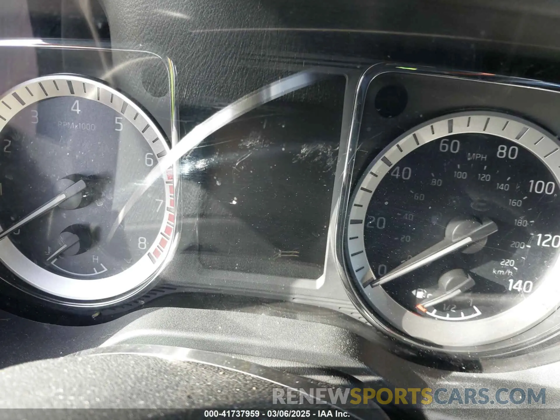 15 Photograph of a damaged car 1N6AA1E5XKN527266 NISSAN TITAN 2019