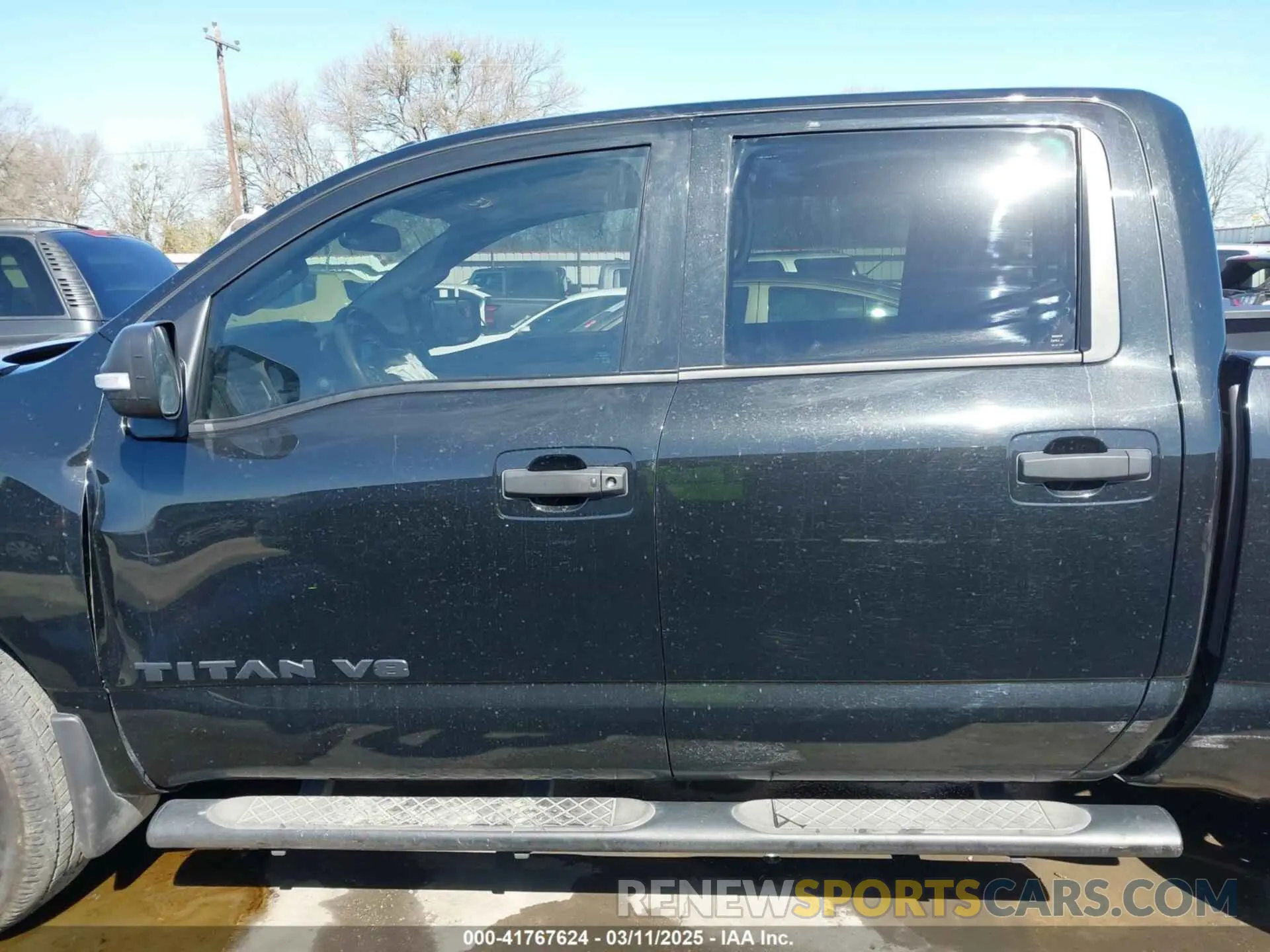 15 Photograph of a damaged car 1N6AA1E60KN532663 NISSAN TITAN 2019