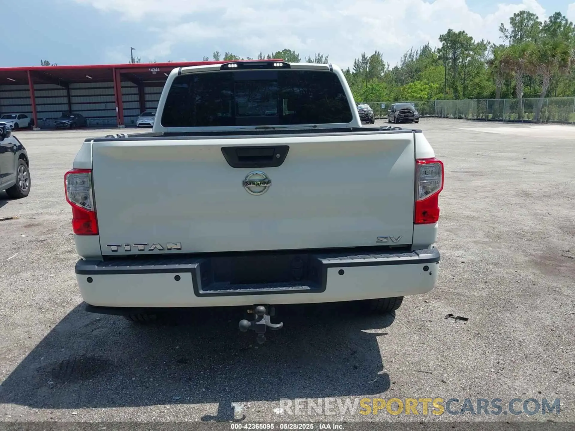 16 Photograph of a damaged car 1N6AA1E64KN516174 NISSAN TITAN 2019