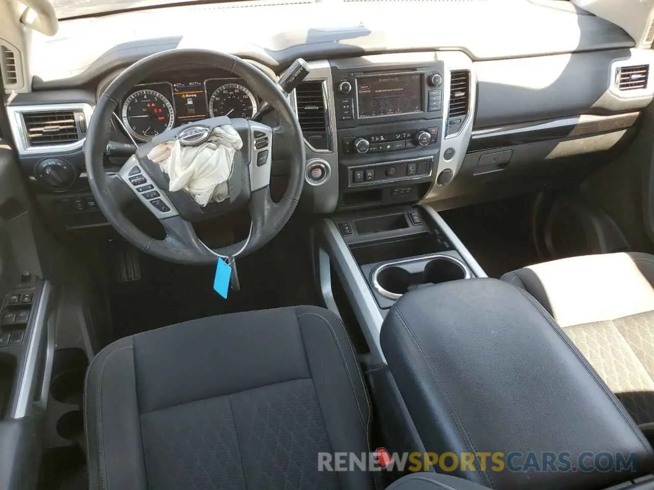 8 Photograph of a damaged car 1N6AA1E64KN523920 NISSAN TITAN 2019