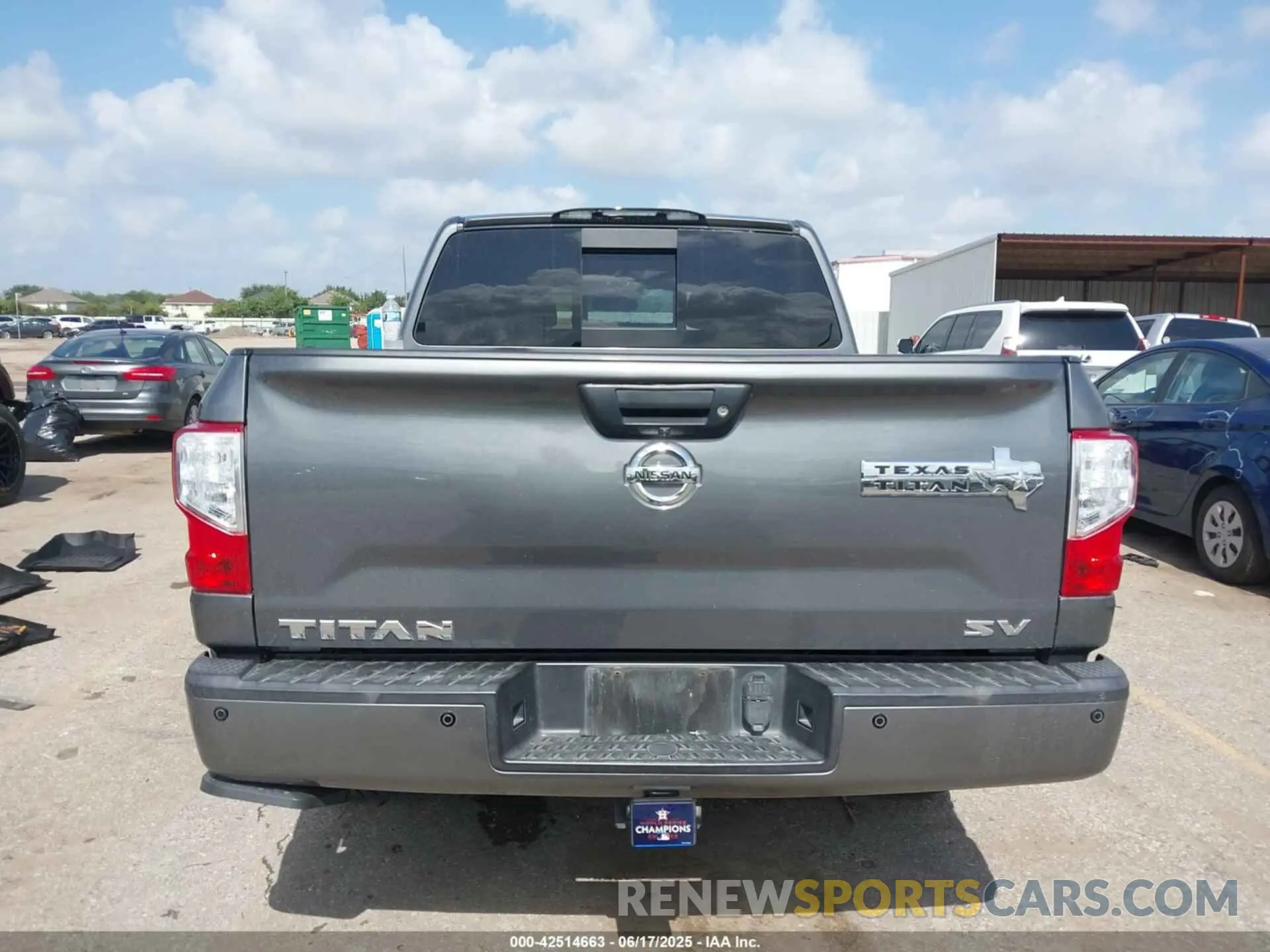 16 Photograph of a damaged car 1N6AA1E68KN525413 NISSAN TITAN 2019