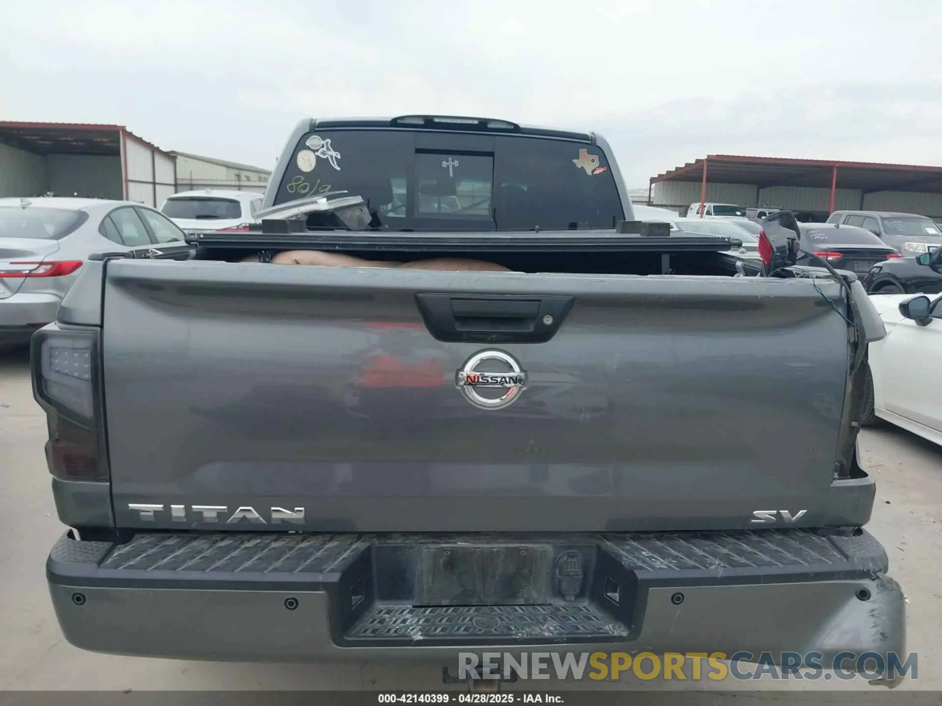 17 Photograph of a damaged car 1N6AA1E68KN528019 NISSAN TITAN 2019