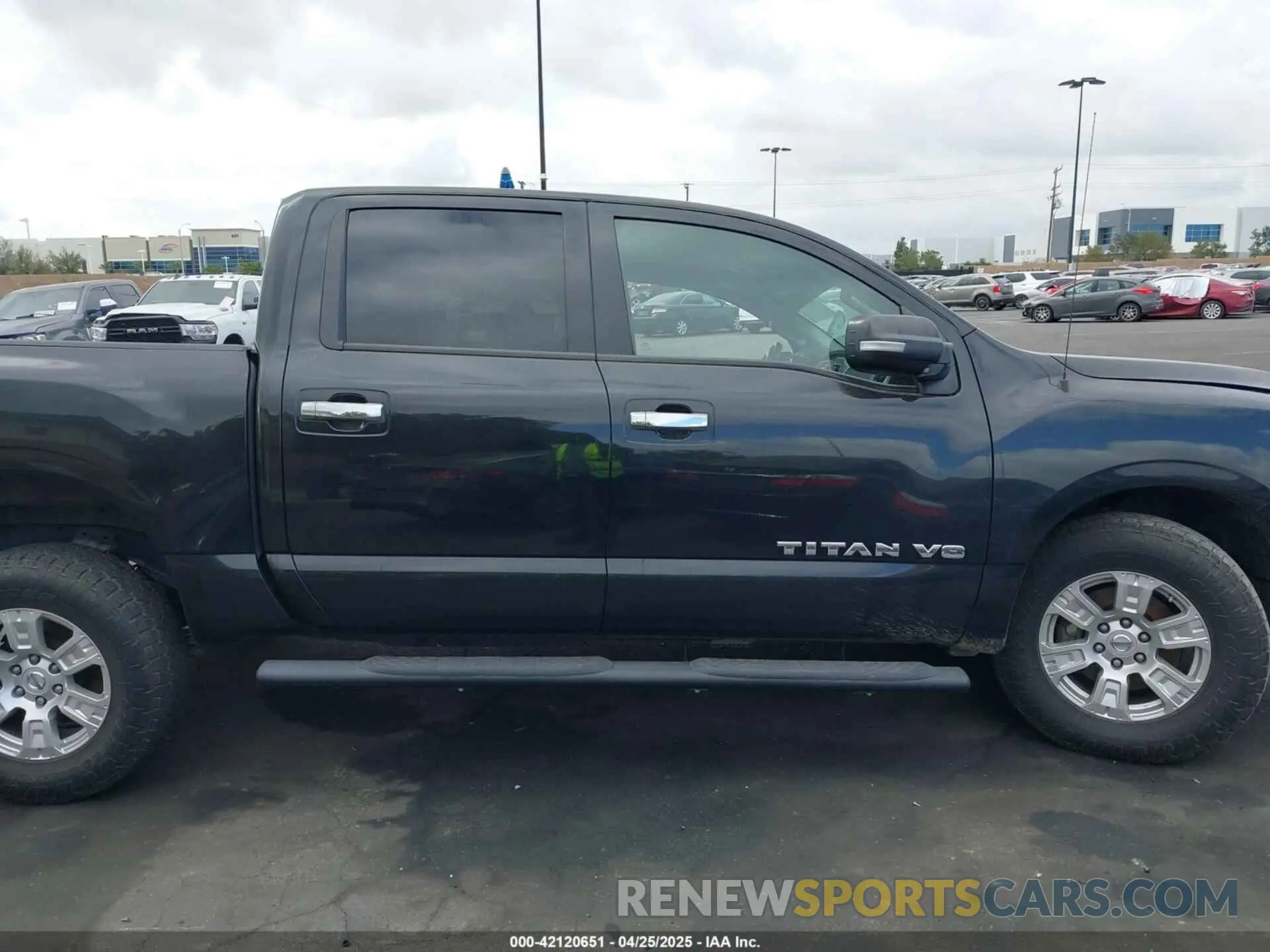 13 Photograph of a damaged car 1N6AA1EJ4KN518091 NISSAN TITAN 2019