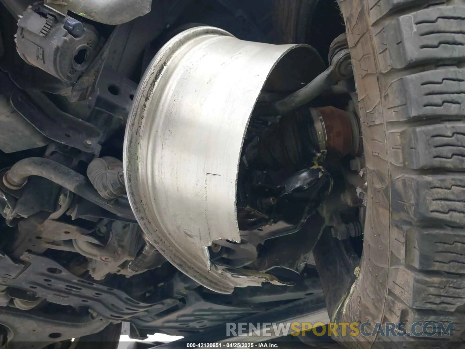 19 Photograph of a damaged car 1N6AA1EJ4KN518091 NISSAN TITAN 2019