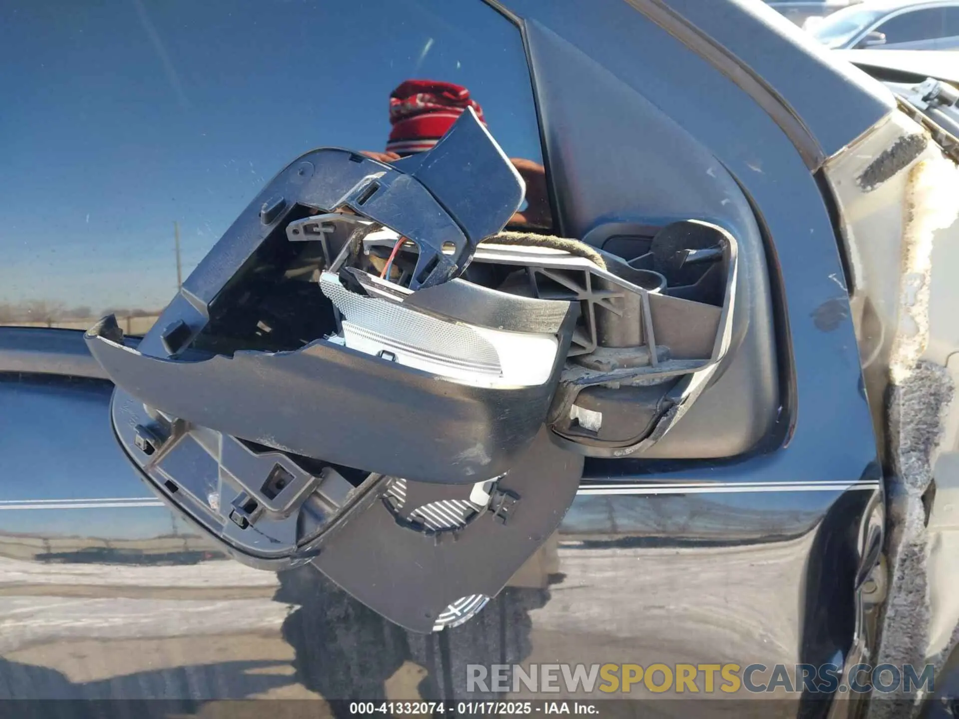 18 Photograph of a damaged car 1N6AA1EJ4KN518916 NISSAN TITAN 2019