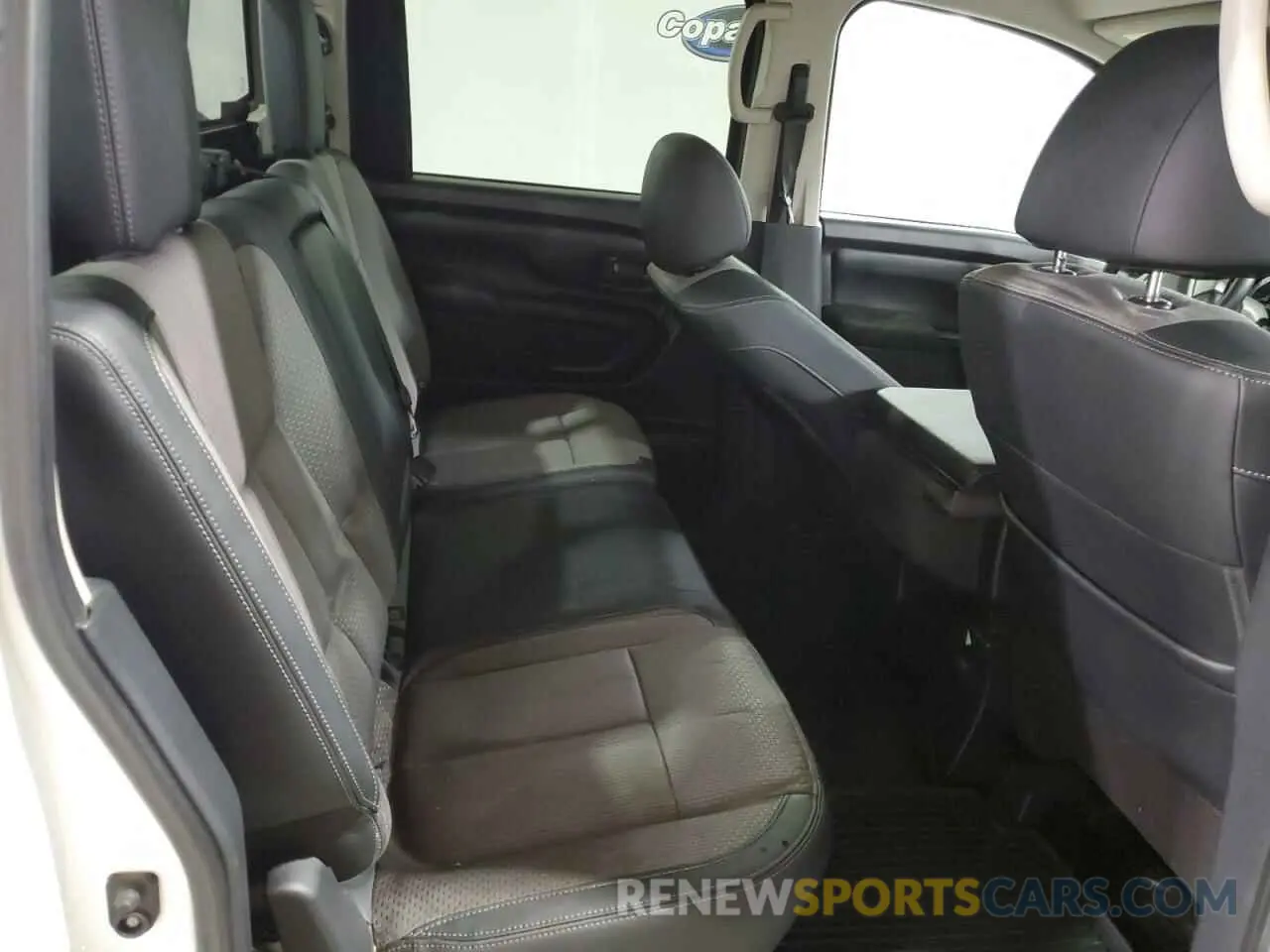 10 Photograph of a damaged car 1N6AA1EK4KN517239 NISSAN TITAN 2019